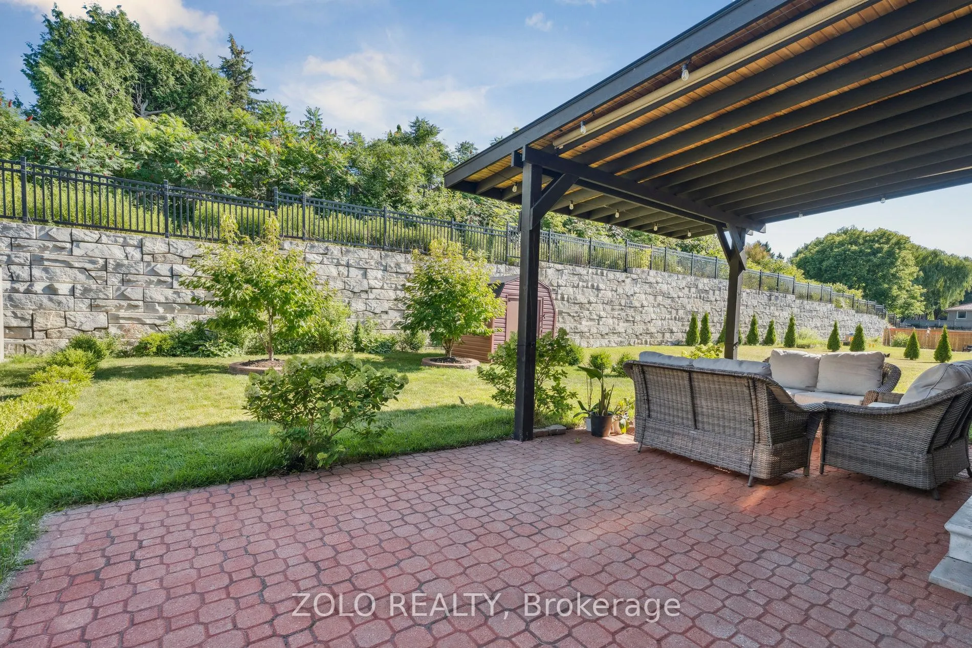 143 Kingsmere Crescent, #143