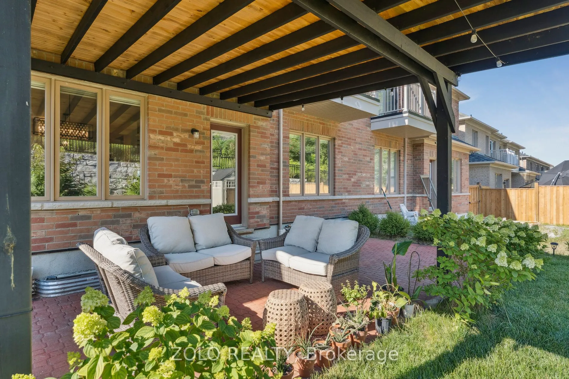 143 Kingsmere Crescent, #143