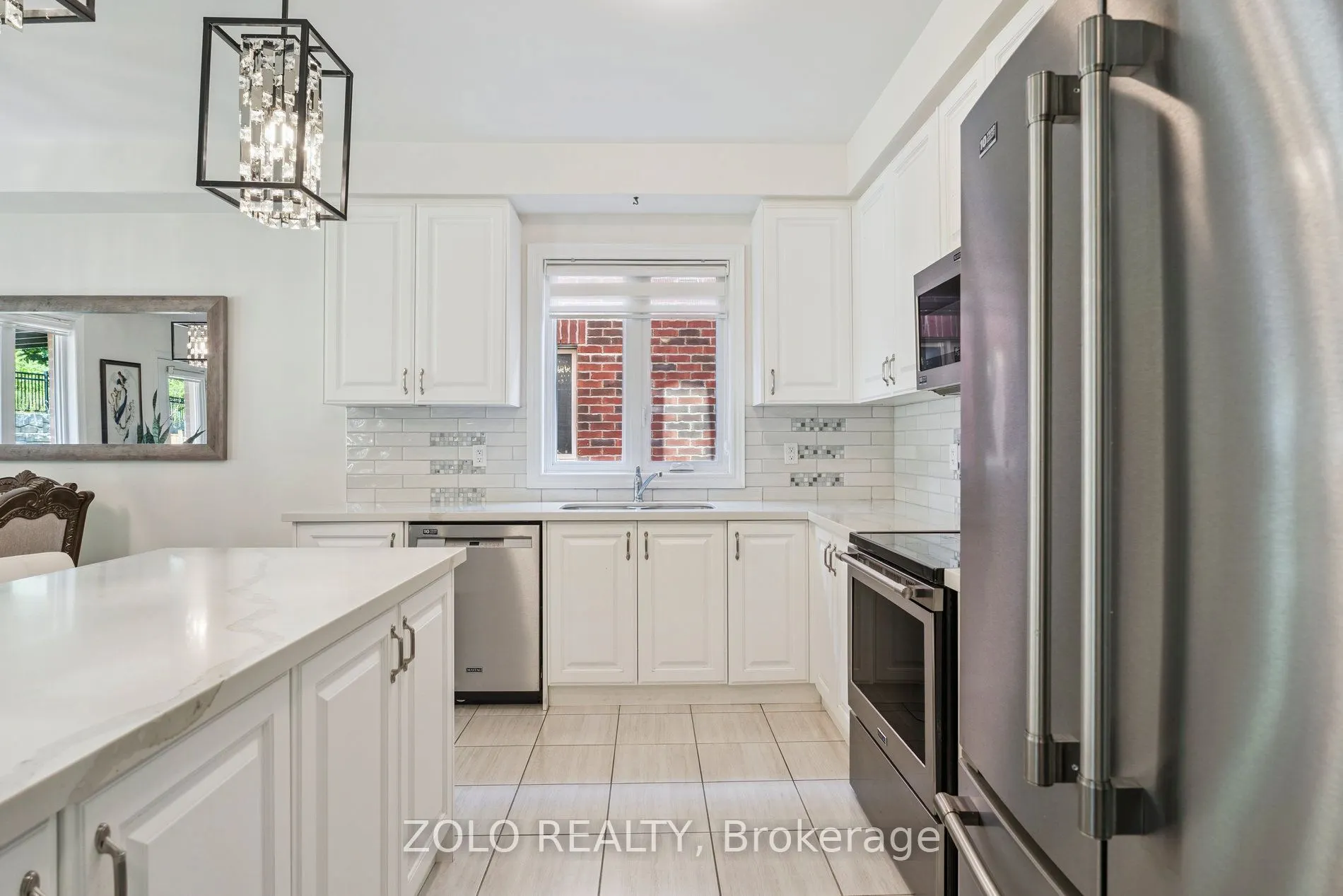 143 Kingsmere Crescent, #143