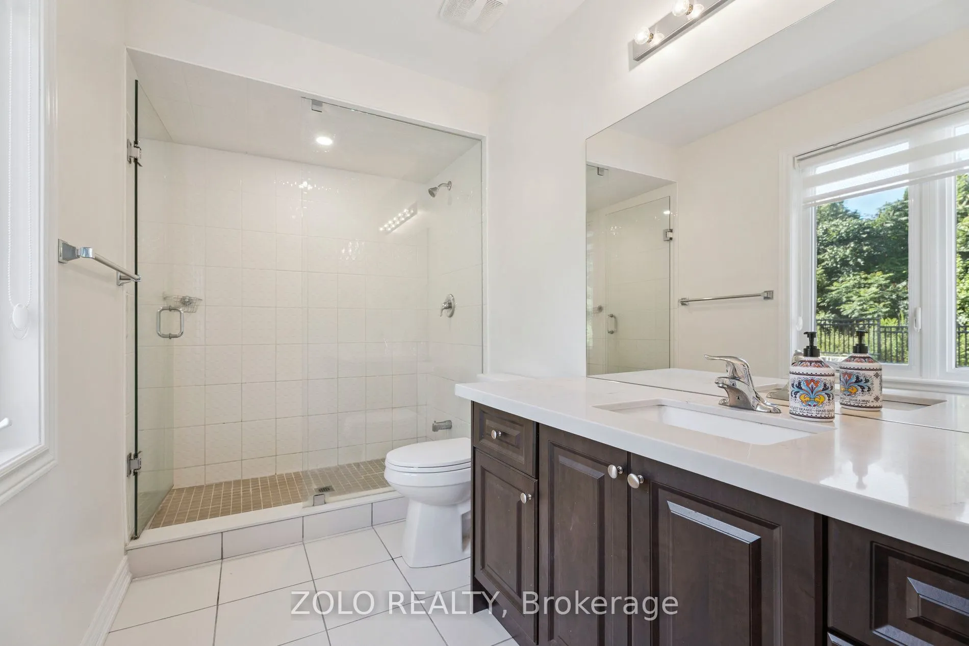 143 Kingsmere Crescent, #143
