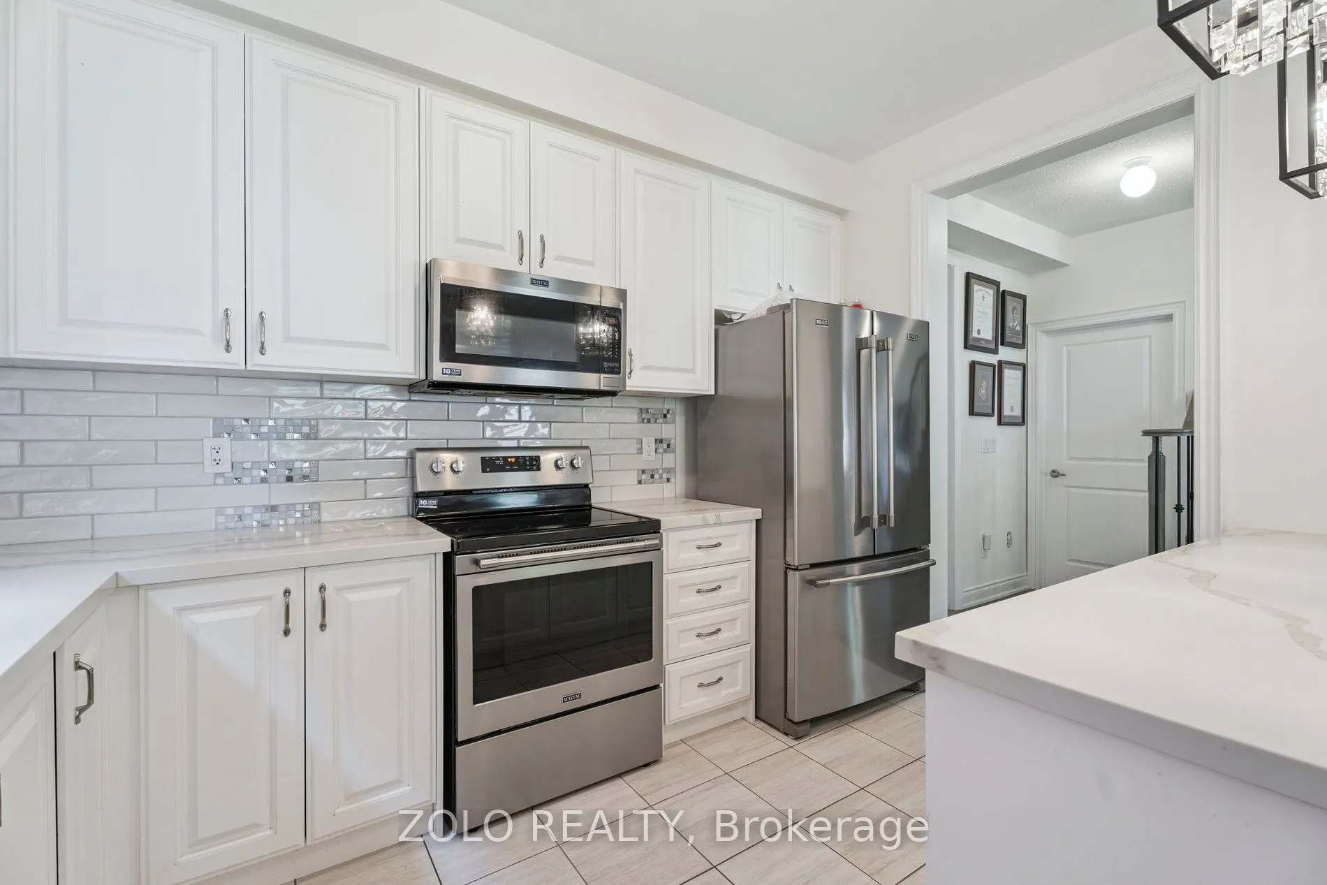 143 Kingsmere Crescent, #143