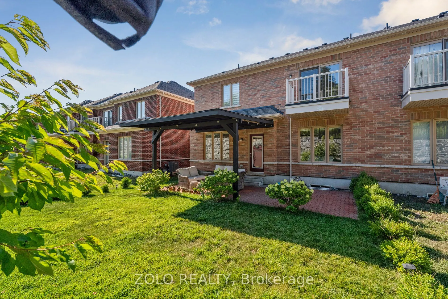 143 Kingsmere Crescent, #143
