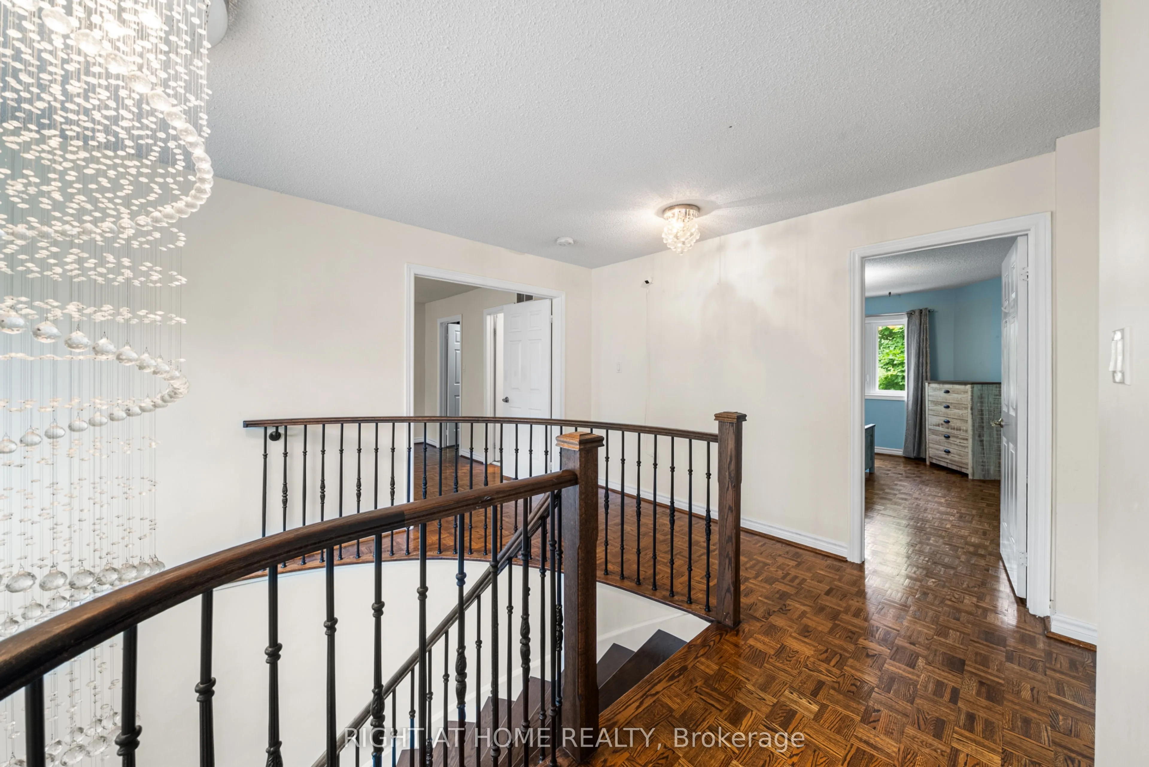 5 Stave Crescent