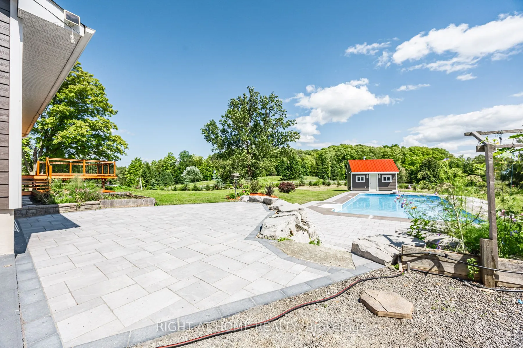 7975 18th Side Road