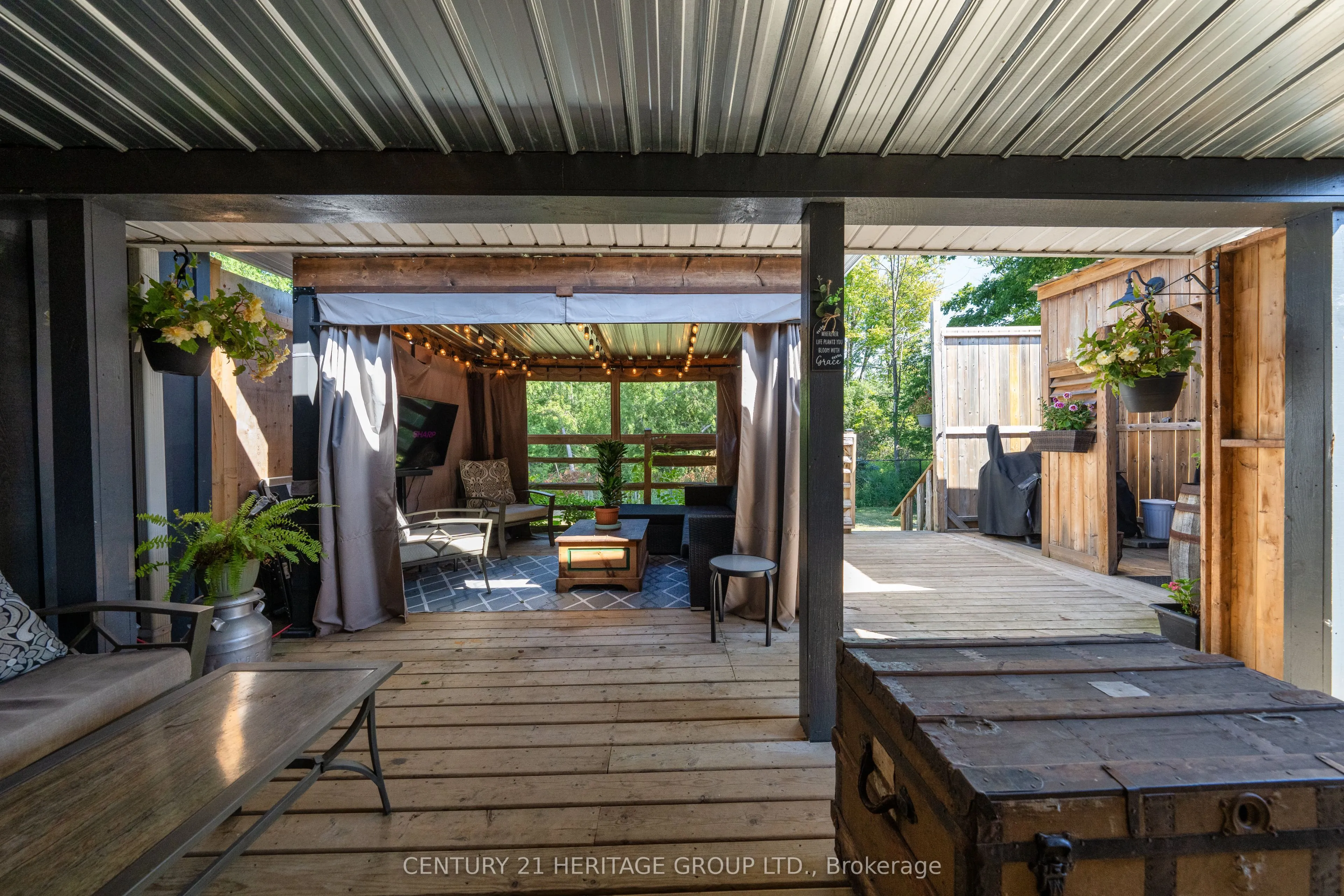 393B Thorah Concession Rd 2 Road