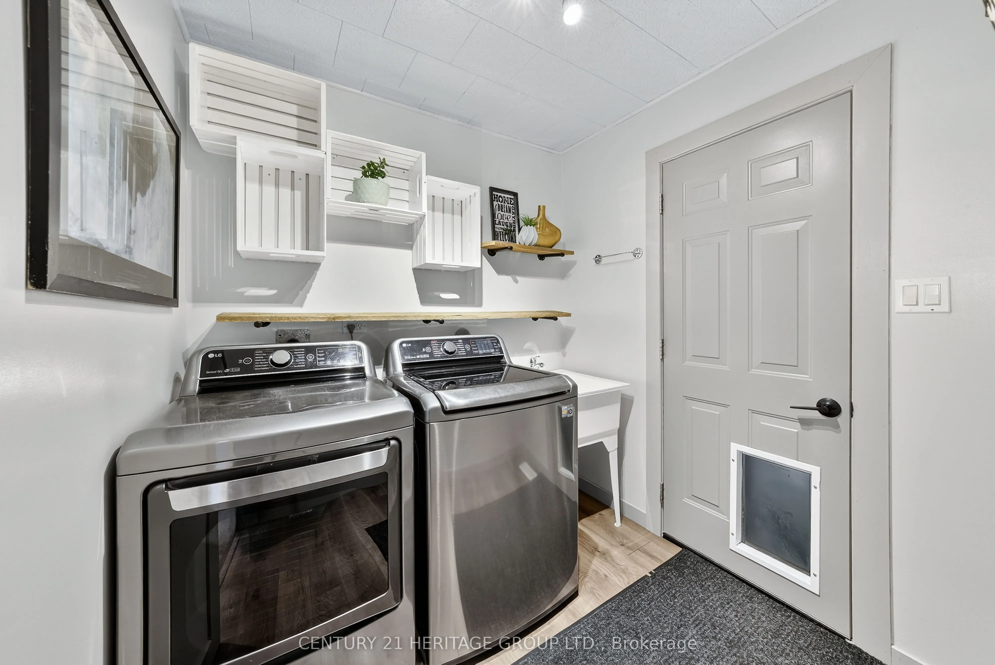 393B Thorah Concession Rd 2 Road