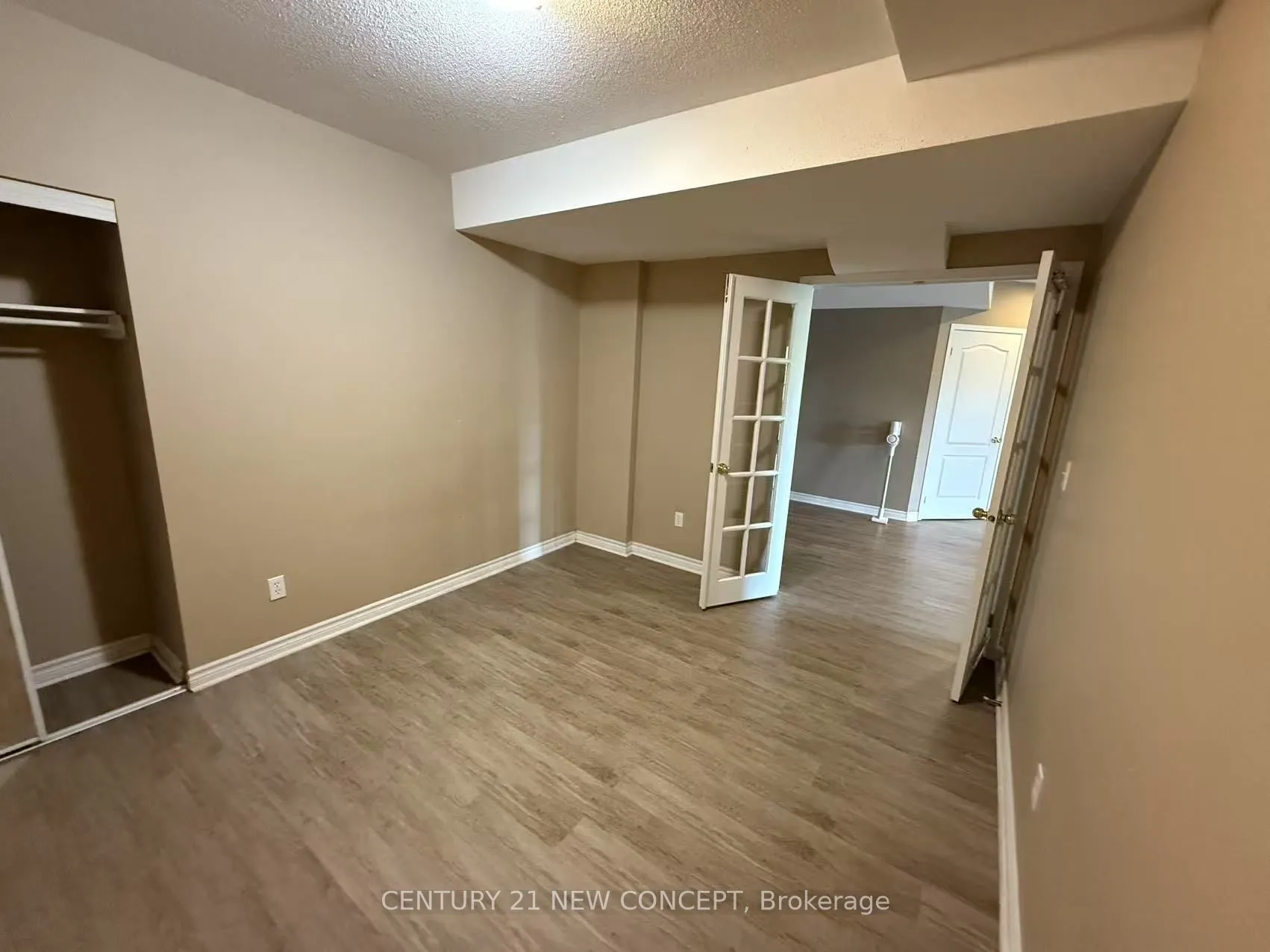 75 Alpaca Drive, #Lower