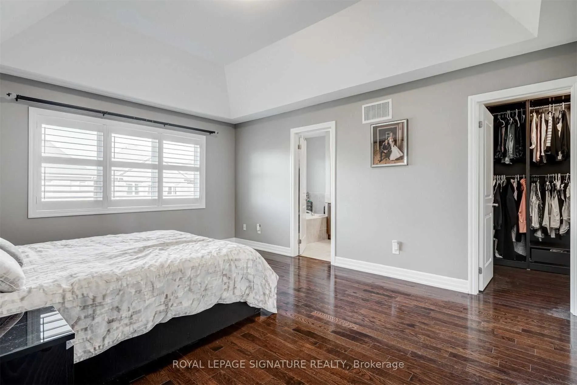 132 Alex Campbell Crescent