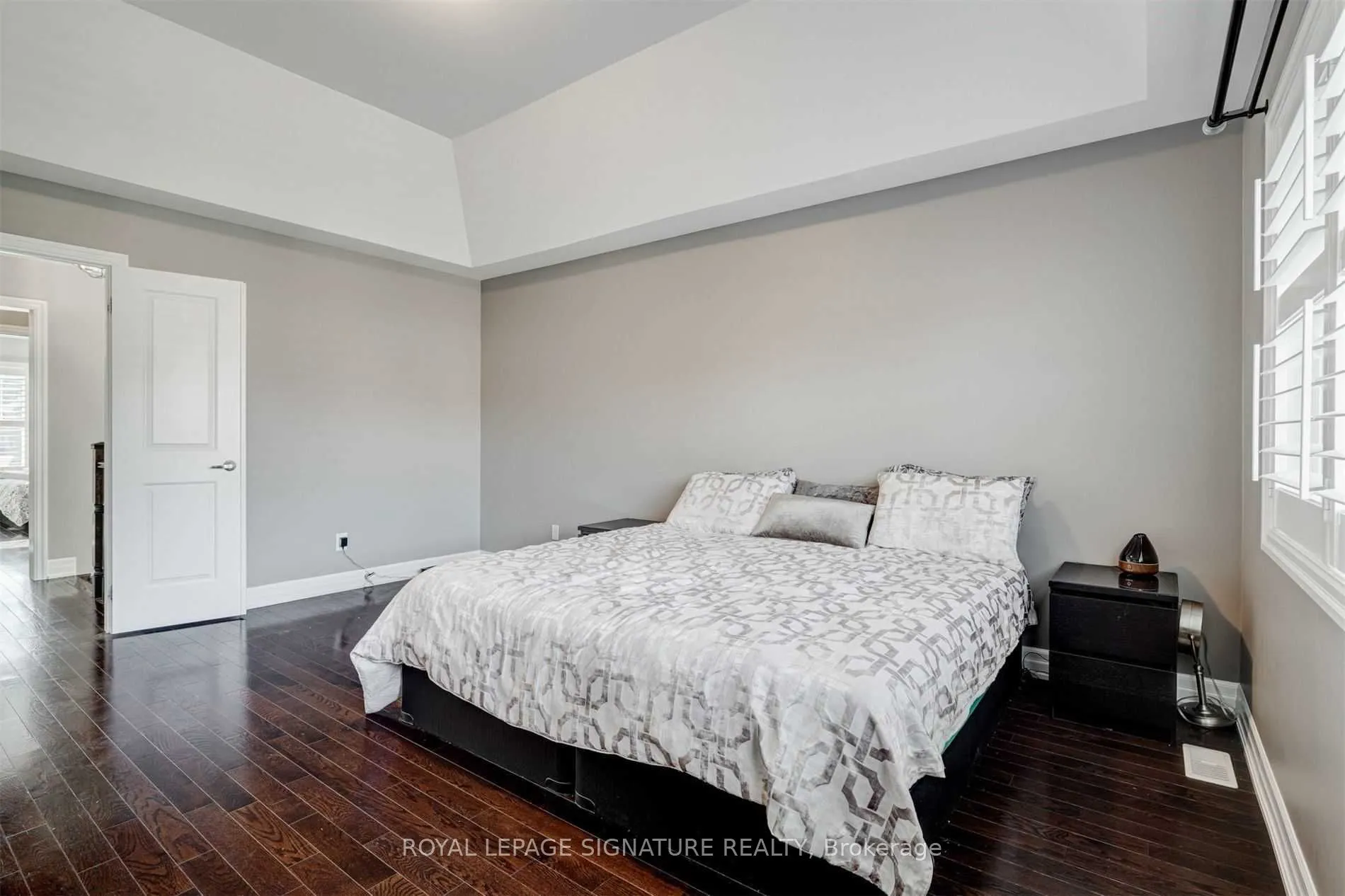 132 Alex Campbell Crescent
