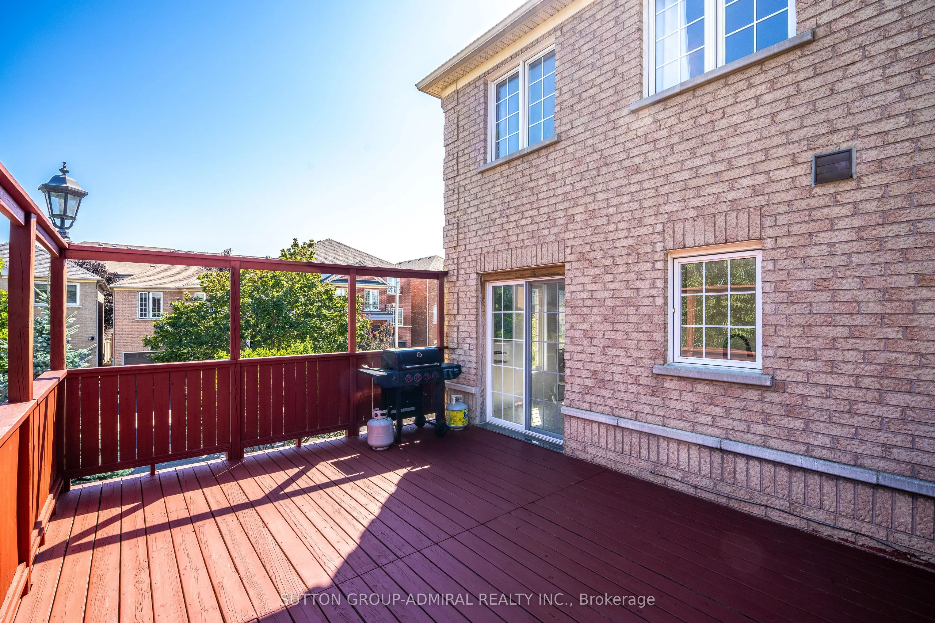 113 Sassafras Circle