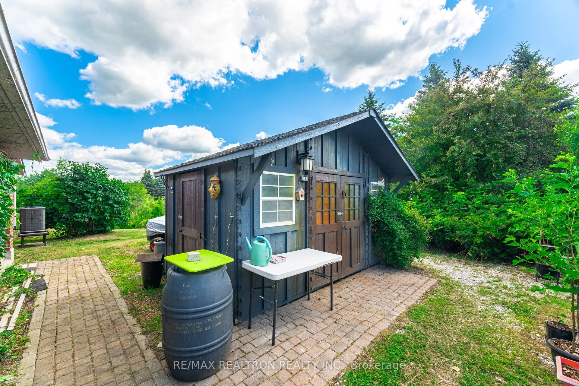 45 Simcoe Road