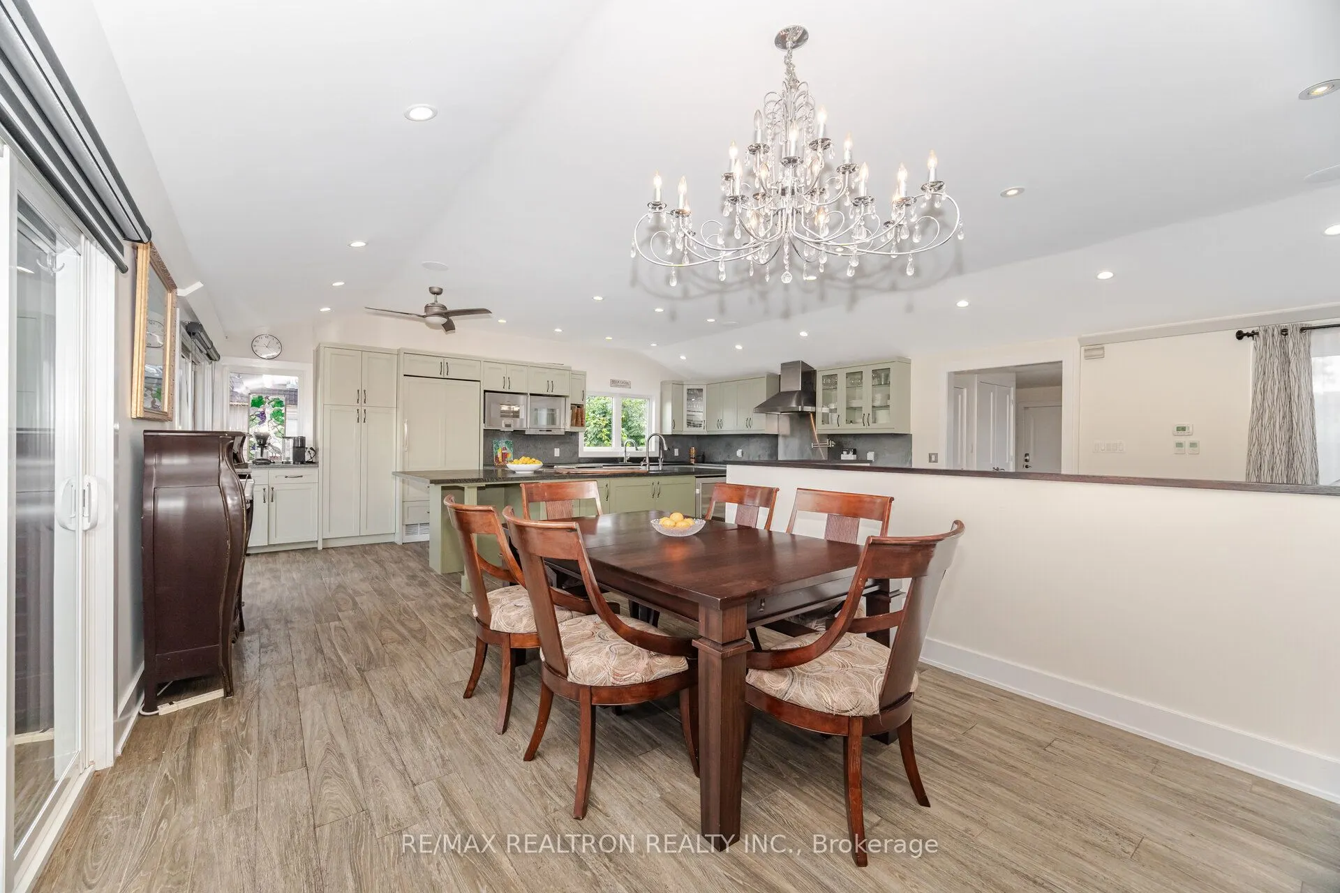 45 Simcoe Road