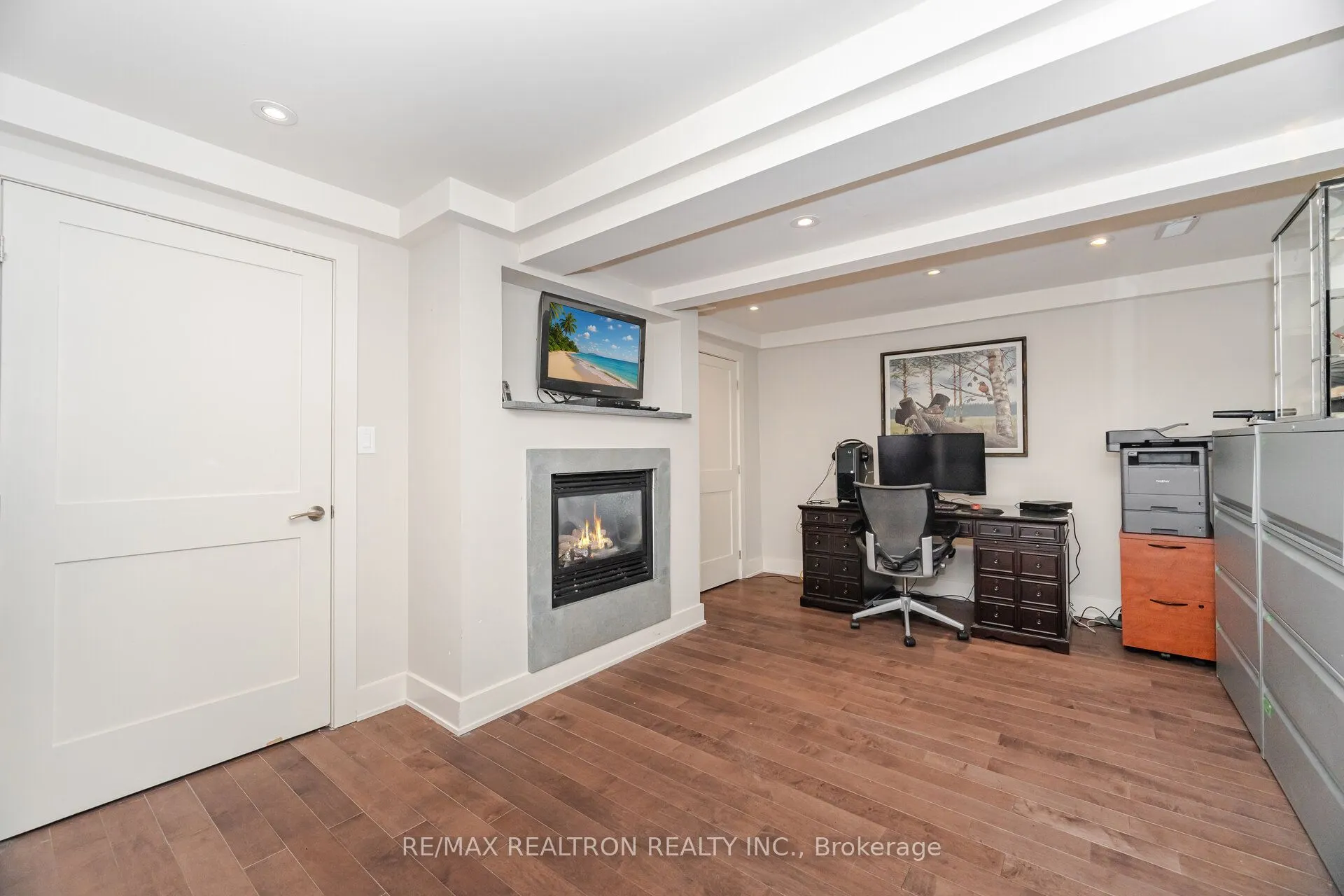 45 Simcoe Road