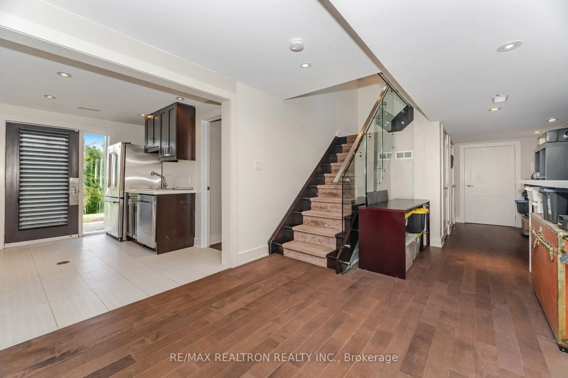 45 Simcoe Road