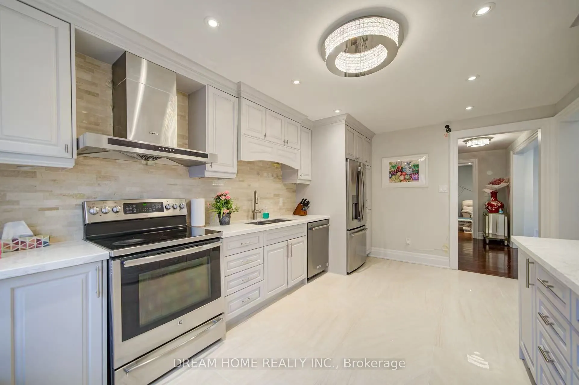 3 Moses Crescent, #Room C