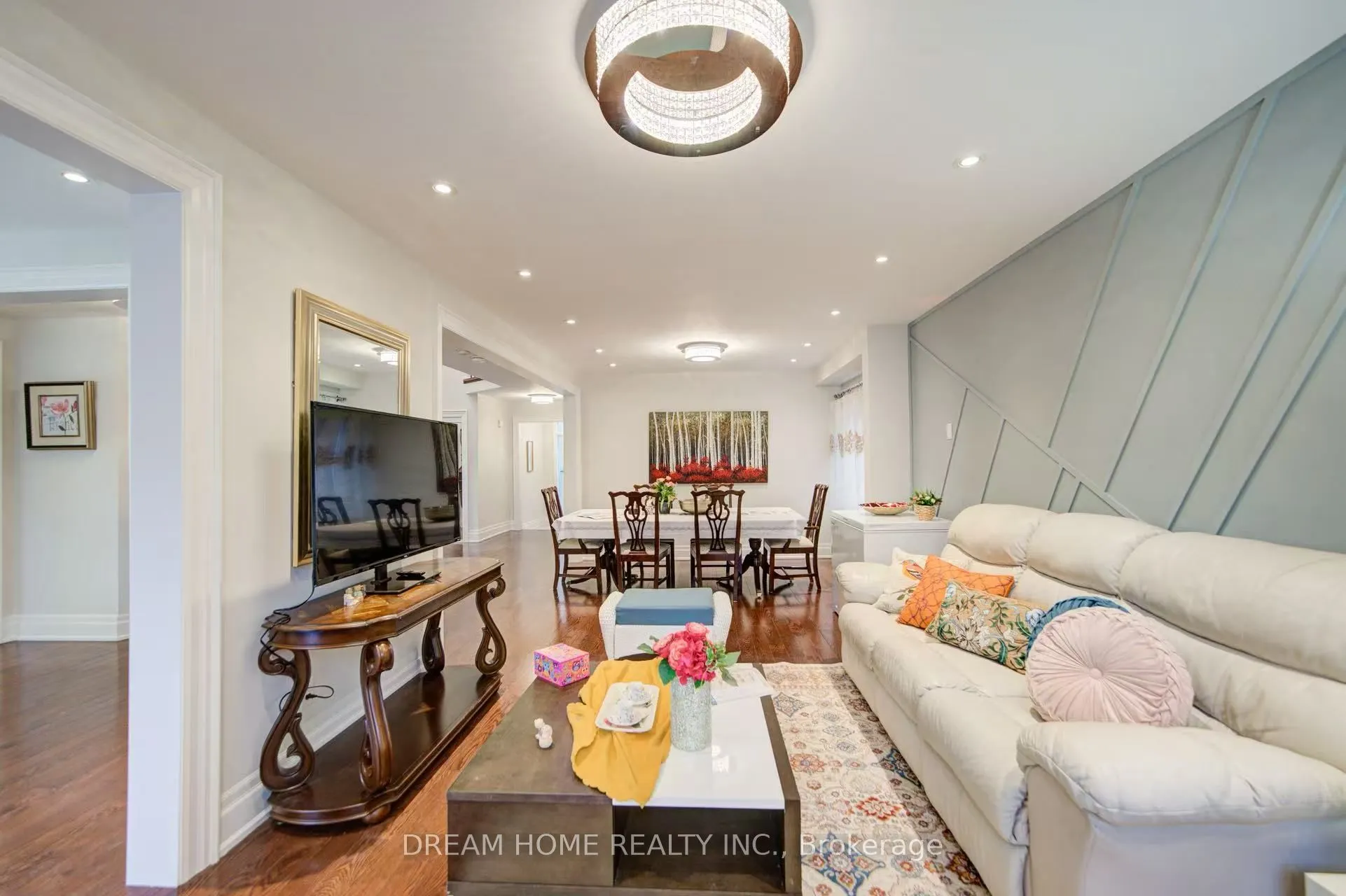 3 Moses Crescent, #Room C