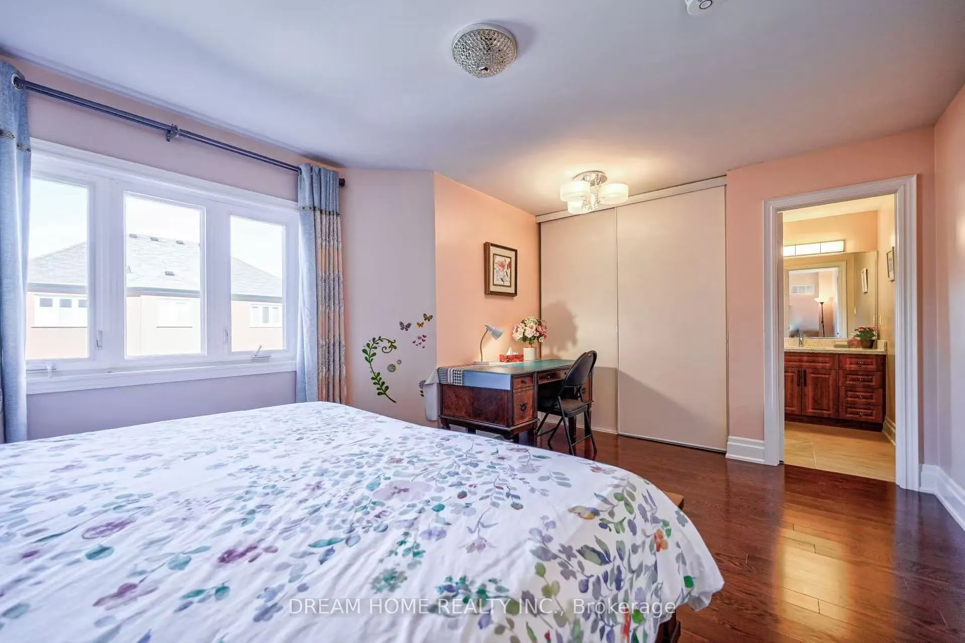 3 Moses Crescent, #Room C