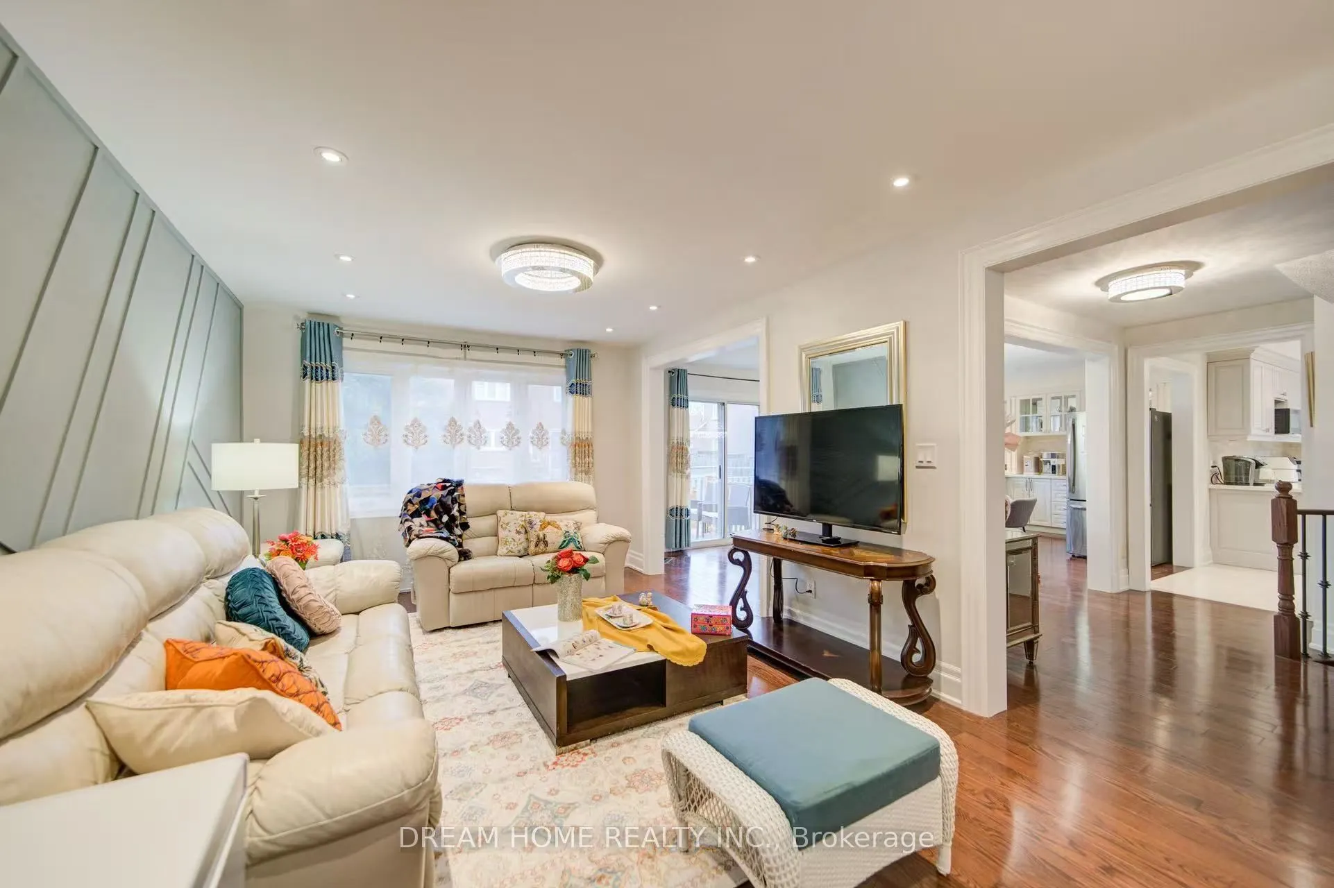 3 Moses Crescent, #Room C