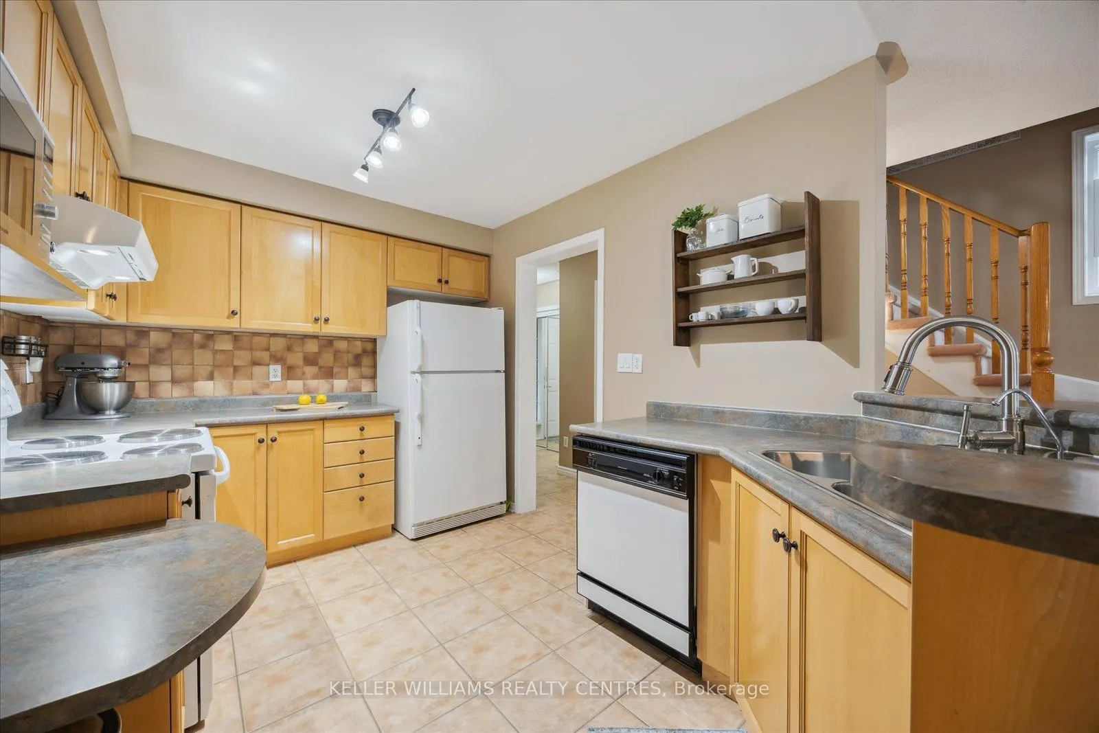 11 Snedden Avenue