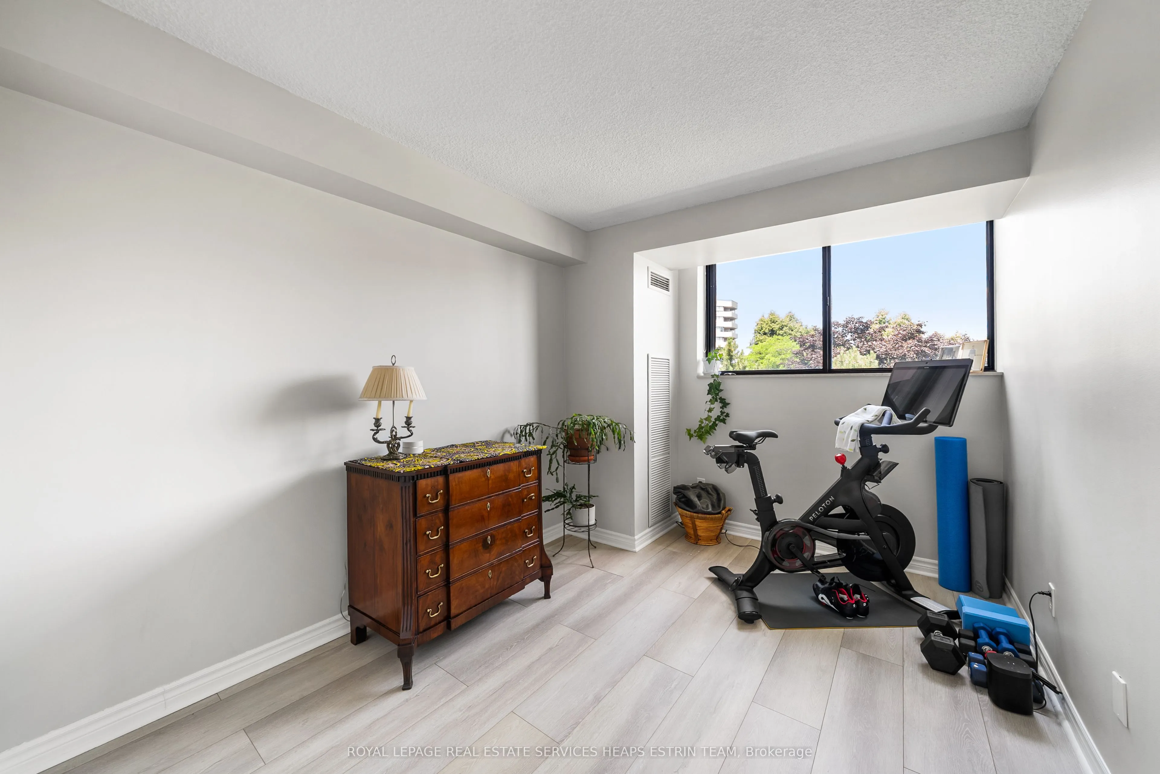 40 Baif Boulevard, #501
