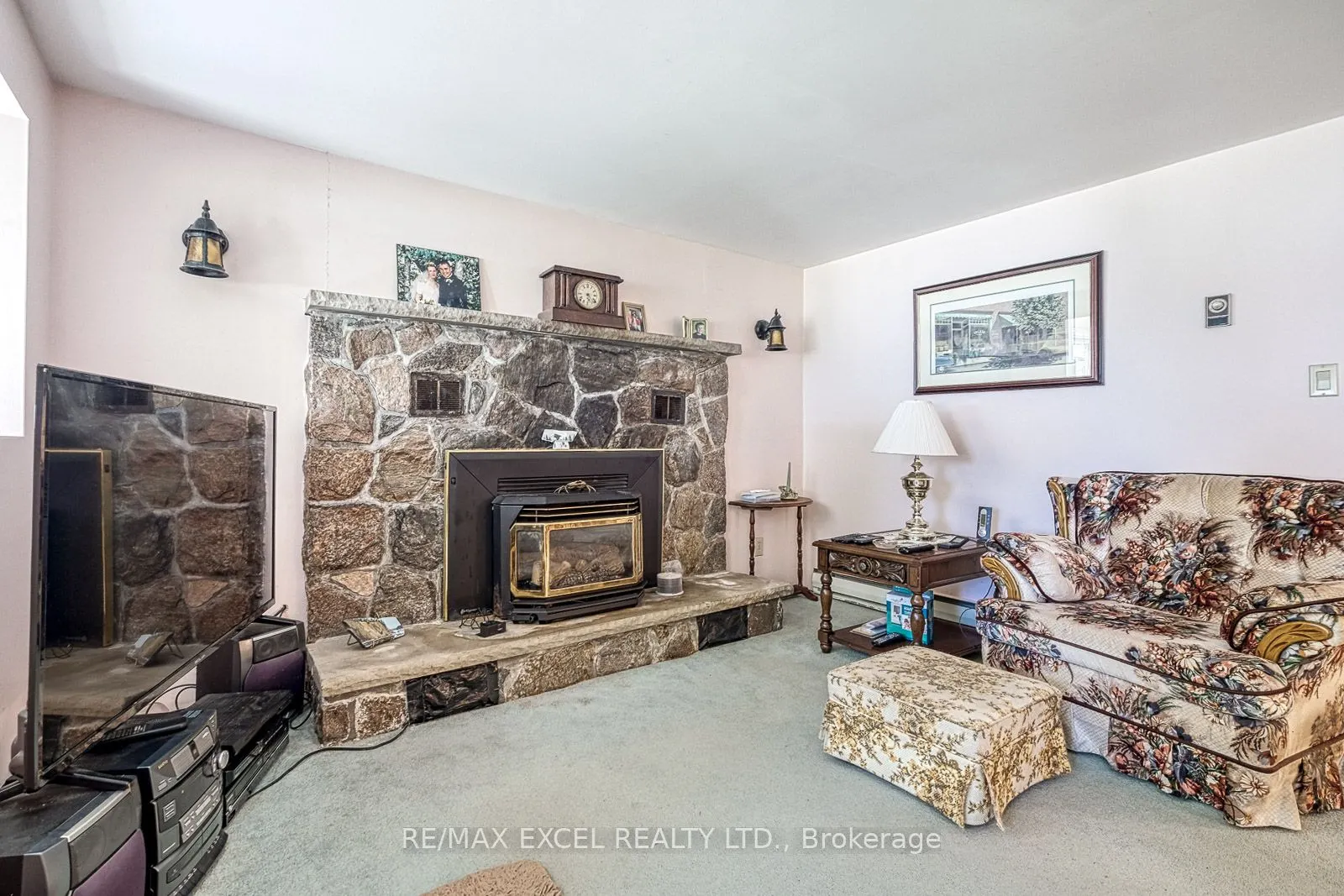 124 Moore's Beach Road