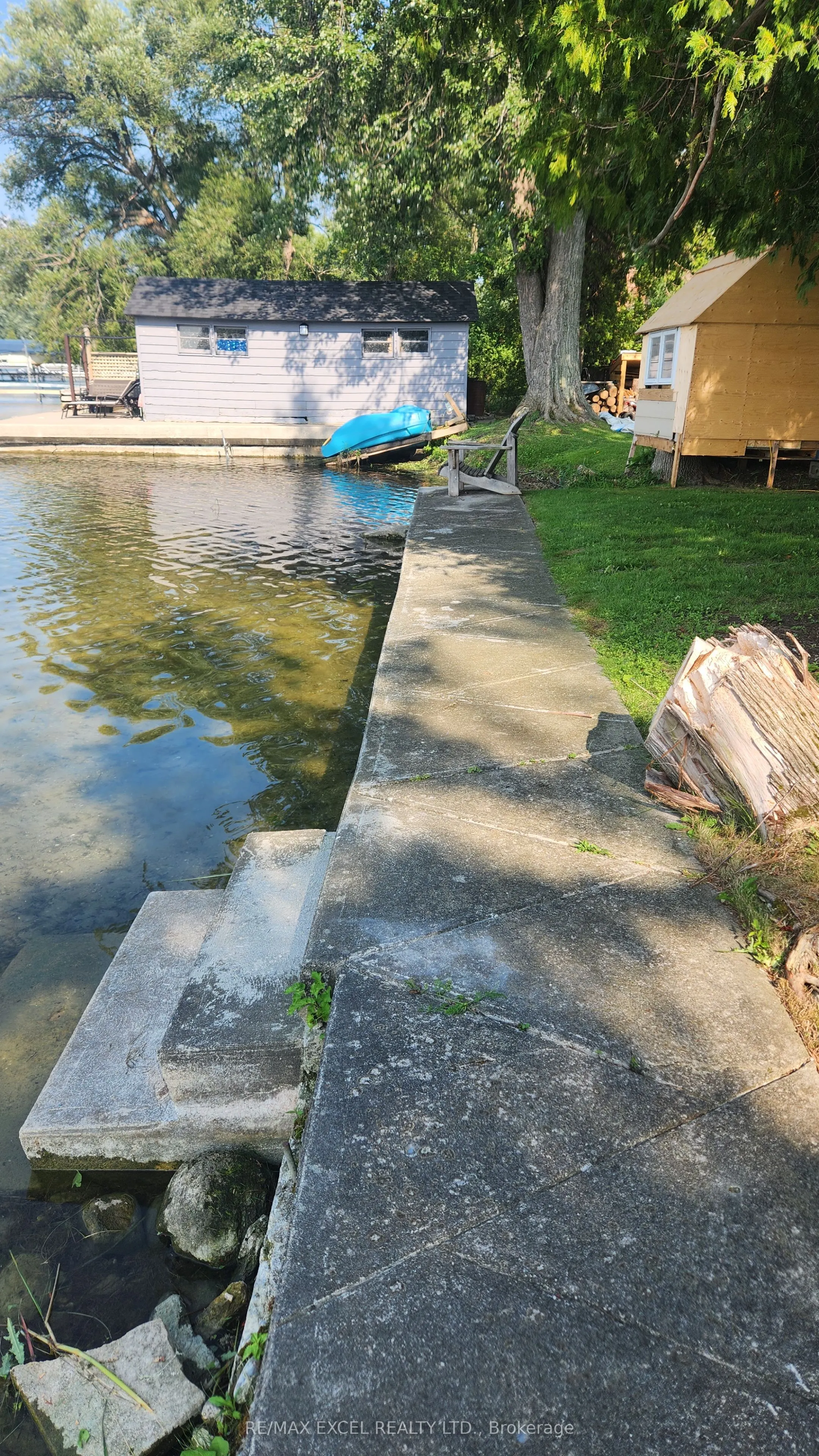 124 Moore's Beach Road