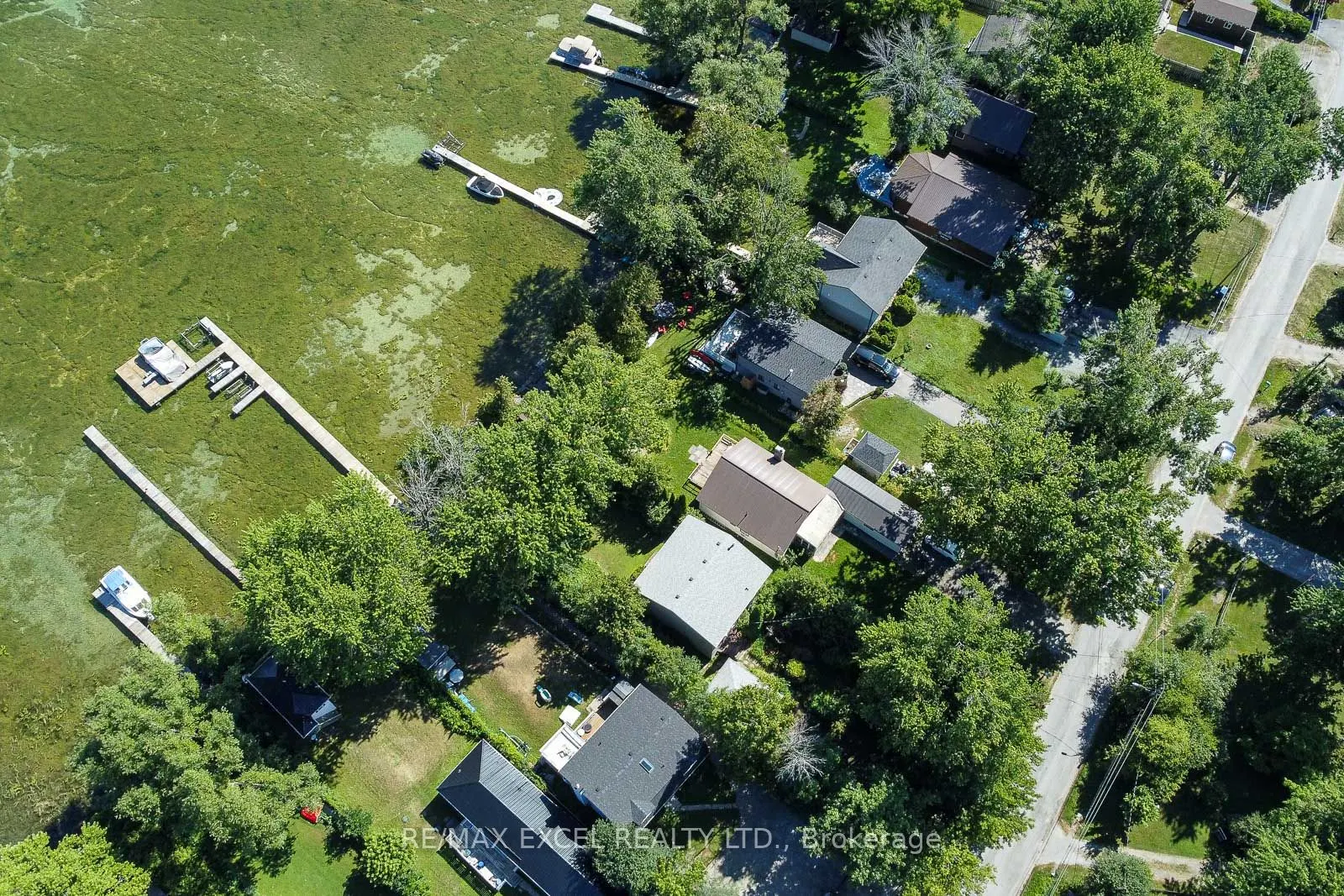 124 Moore's Beach Road