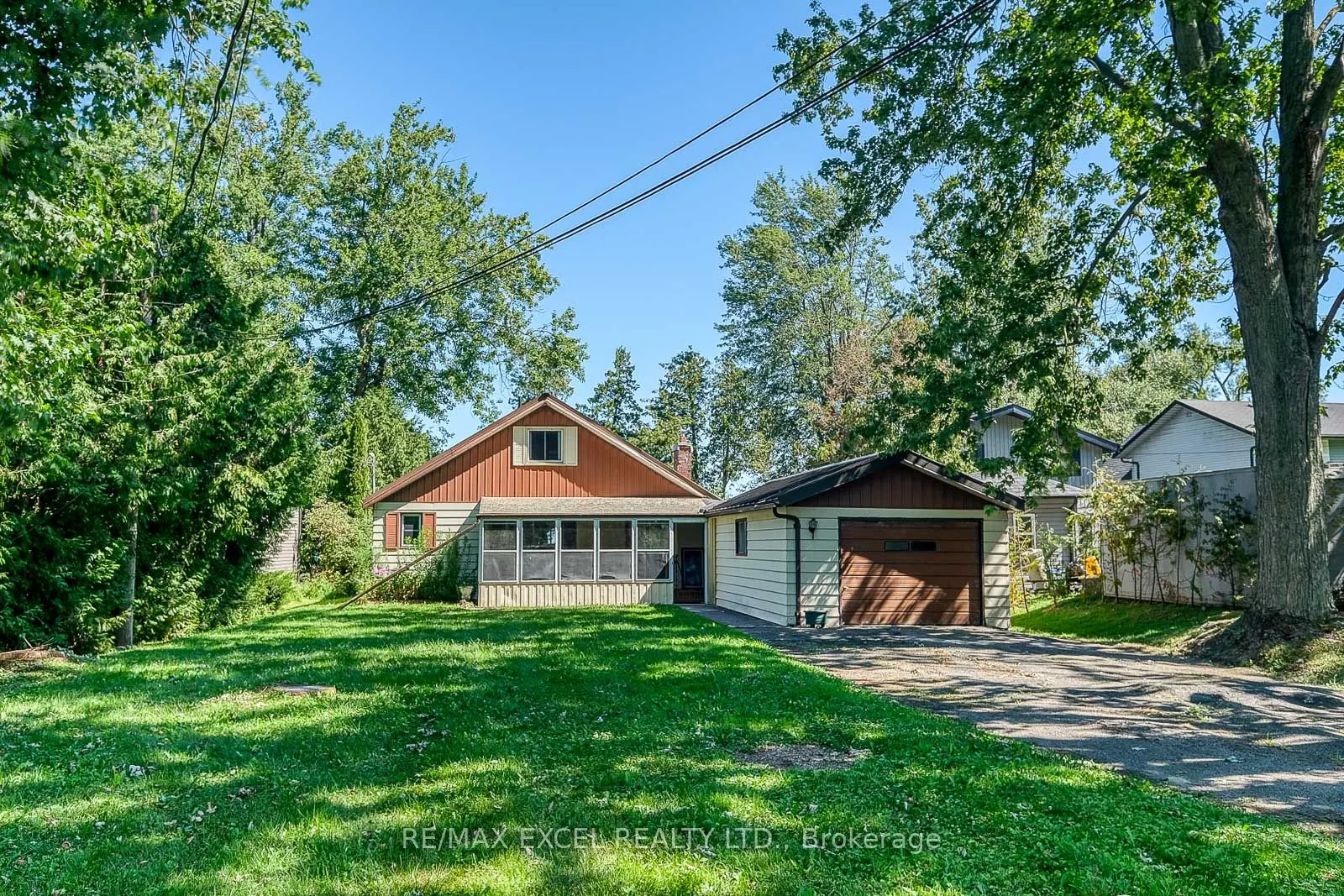 124 Moore's Beach Road