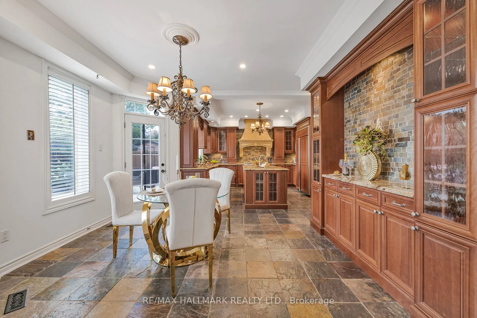 59 Oatlands Crescent