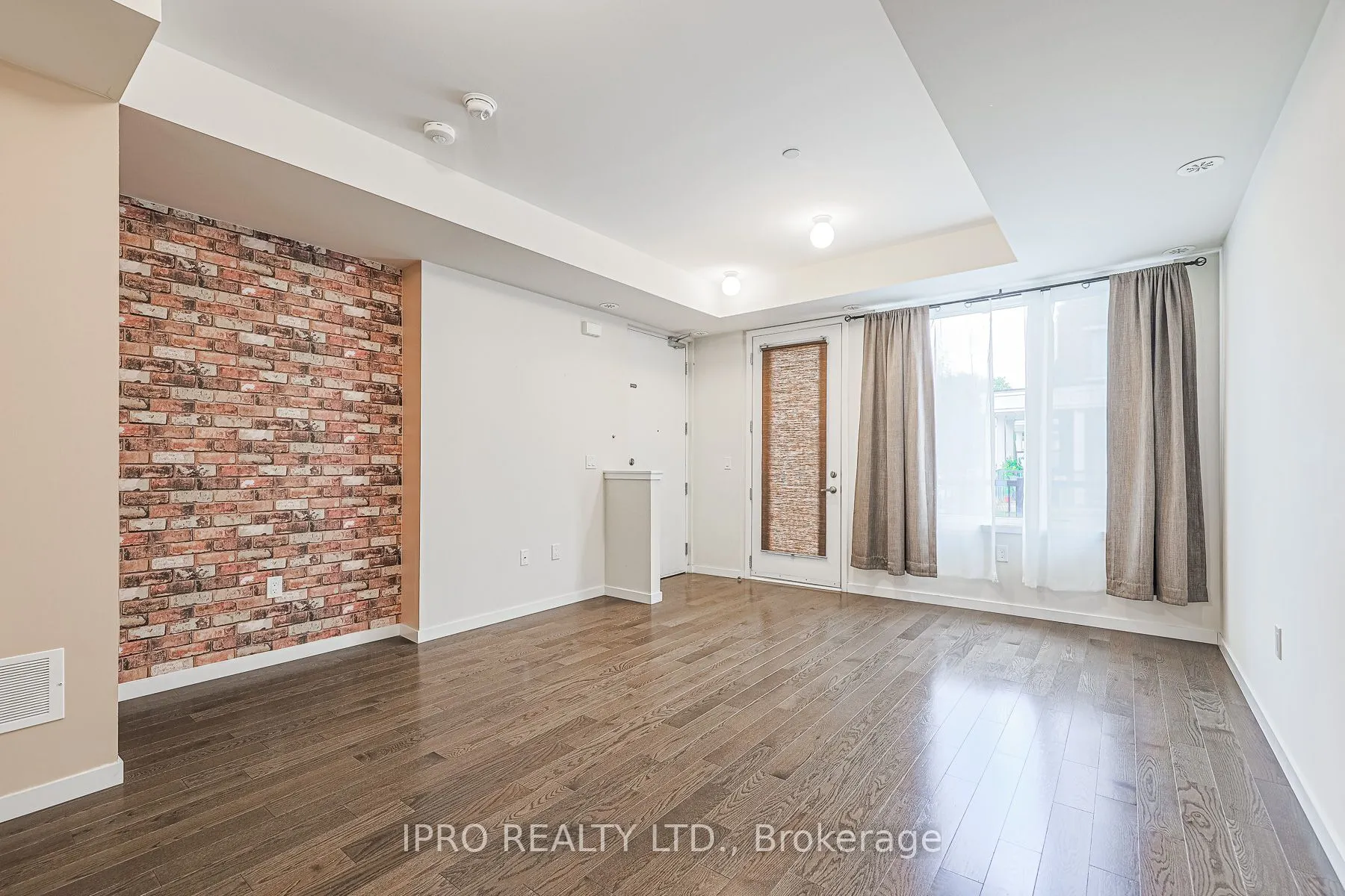 600 Alex Gardner Circle, #109