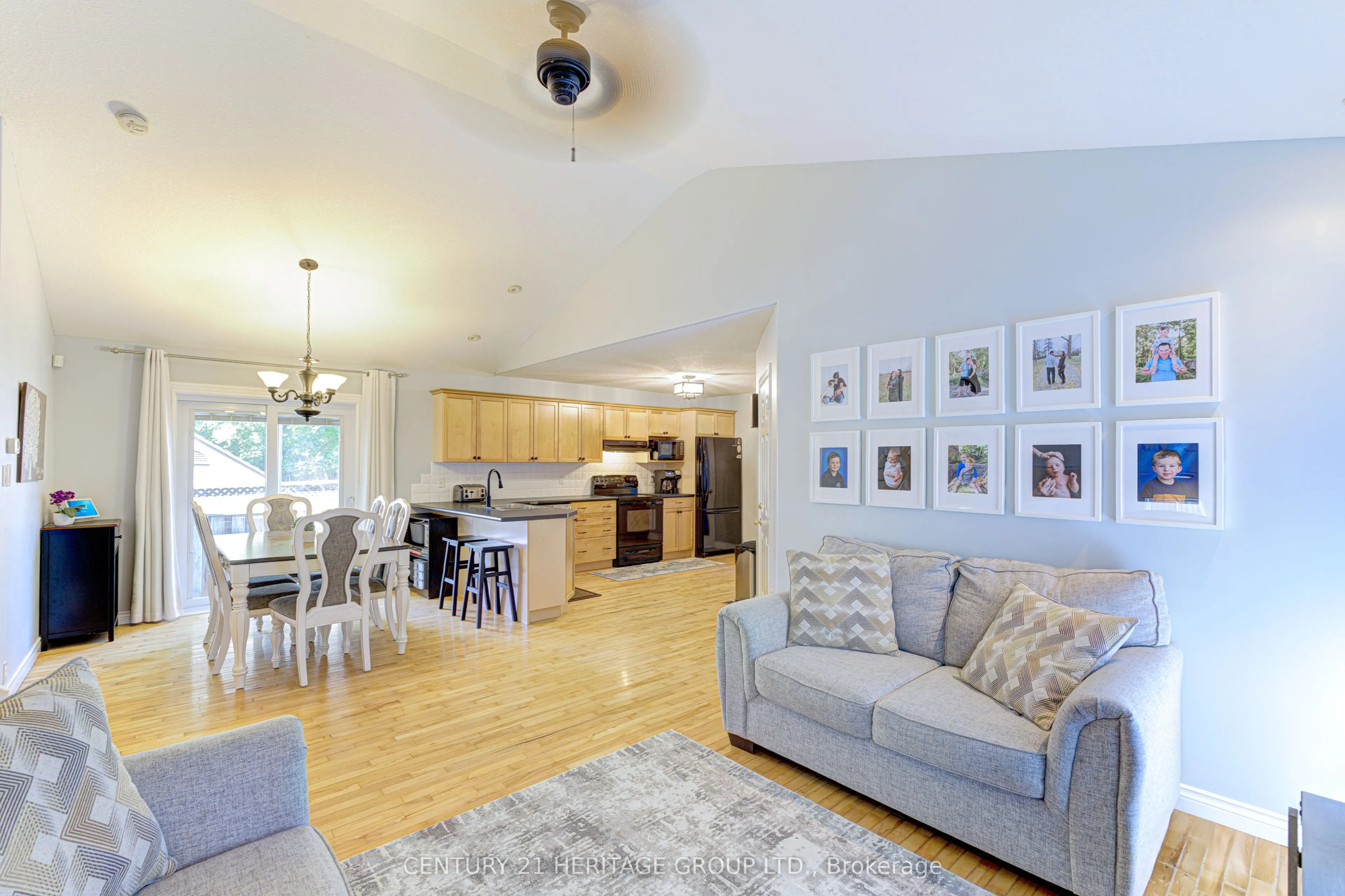 5 Shephard Avenue