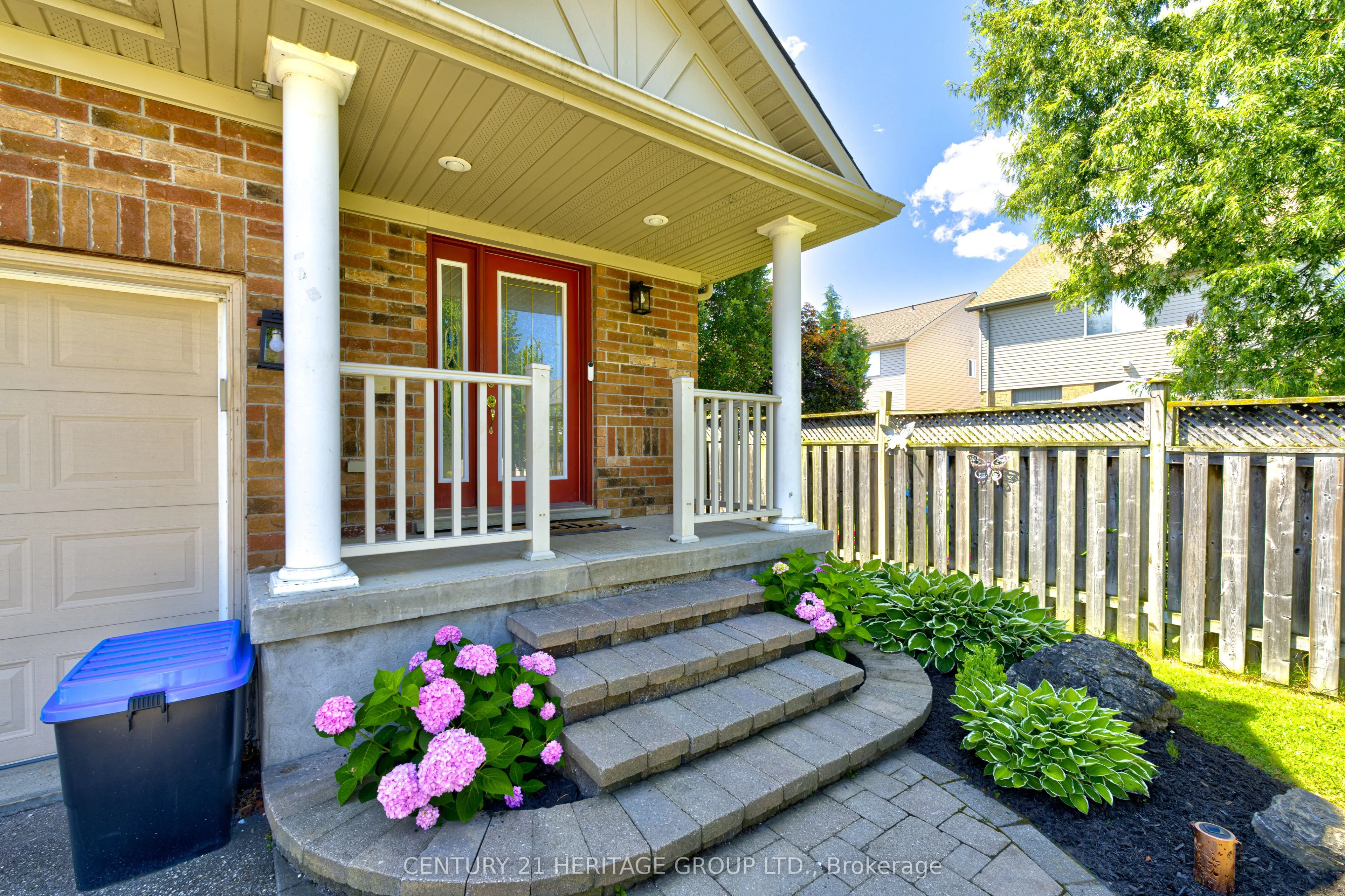 5 Shephard Avenue