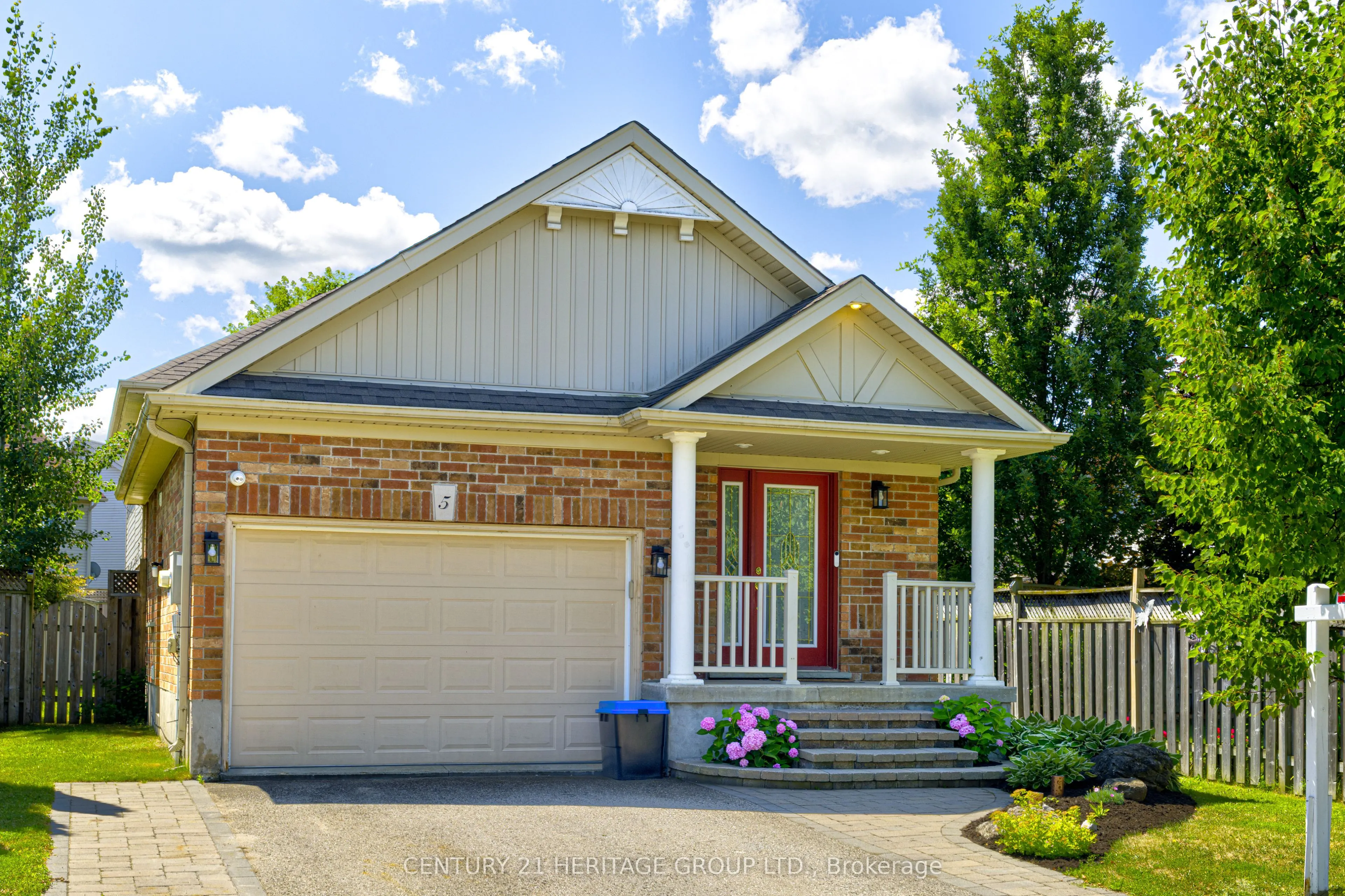 5 Shephard Avenue