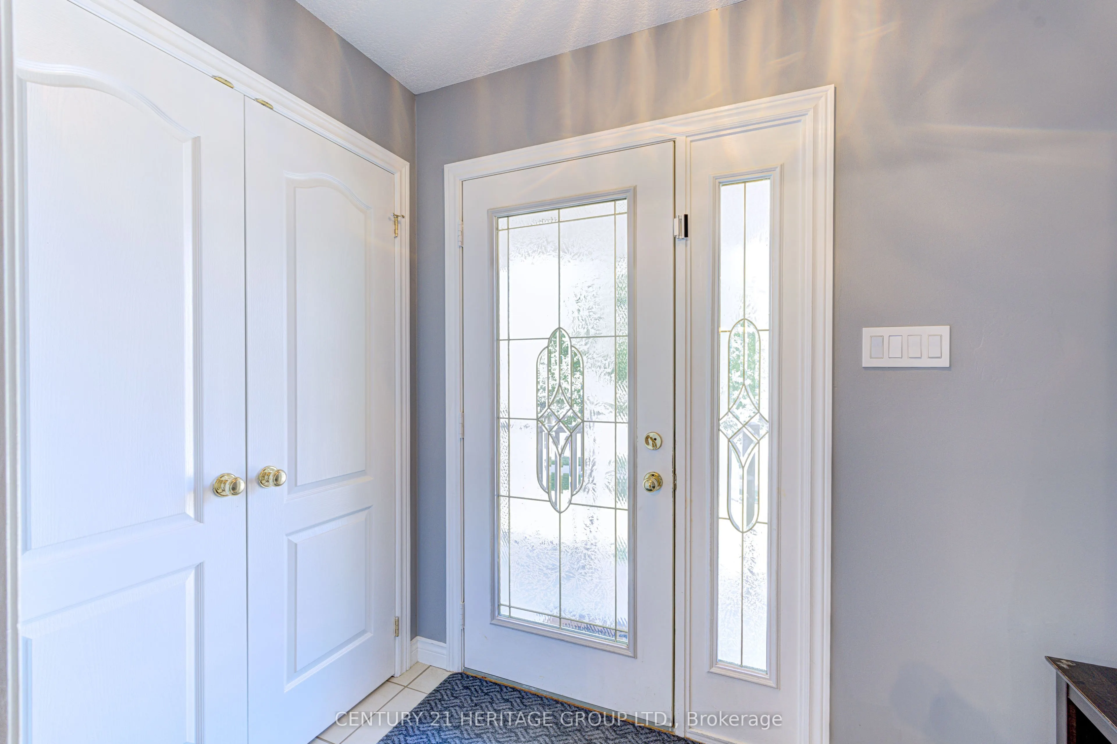 5 Shephard Avenue
