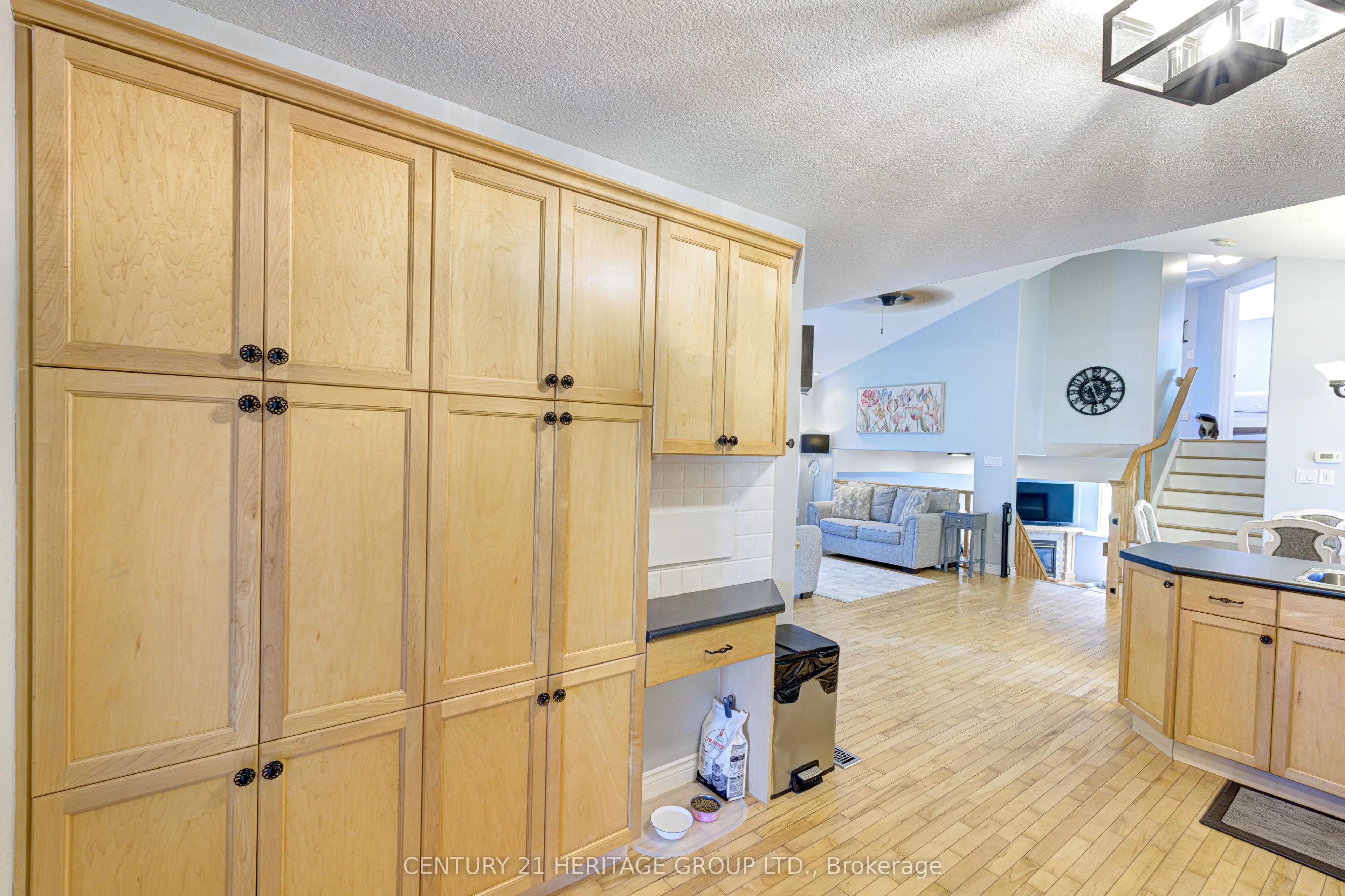 5 Shephard Avenue