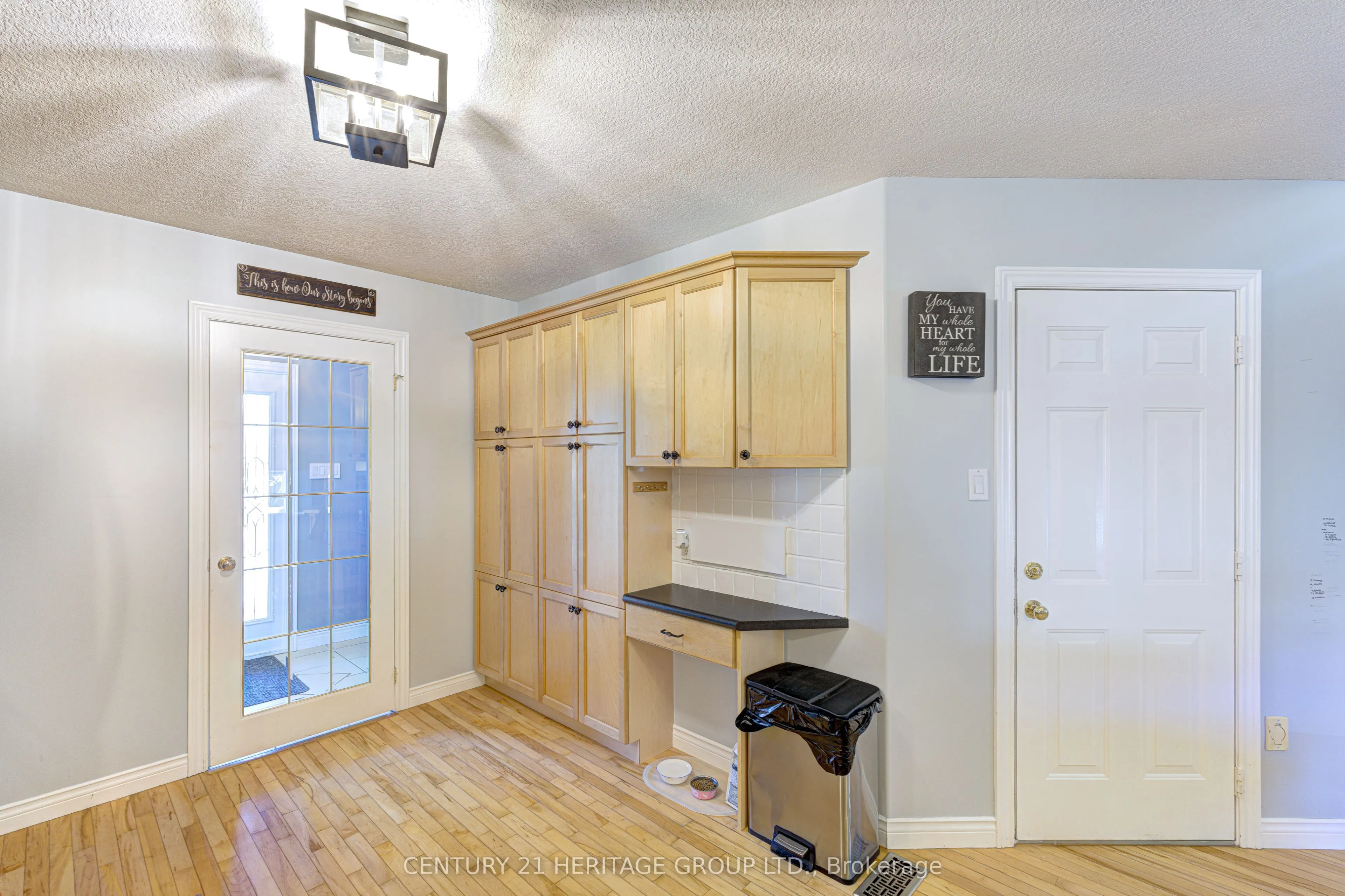 5 Shephard Avenue