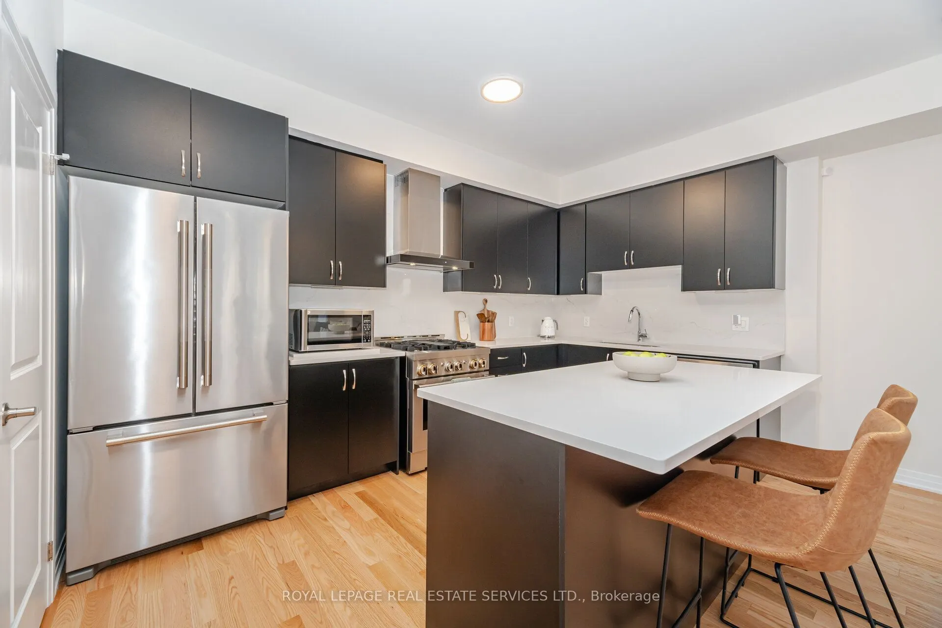 40 Baynes Way, #2