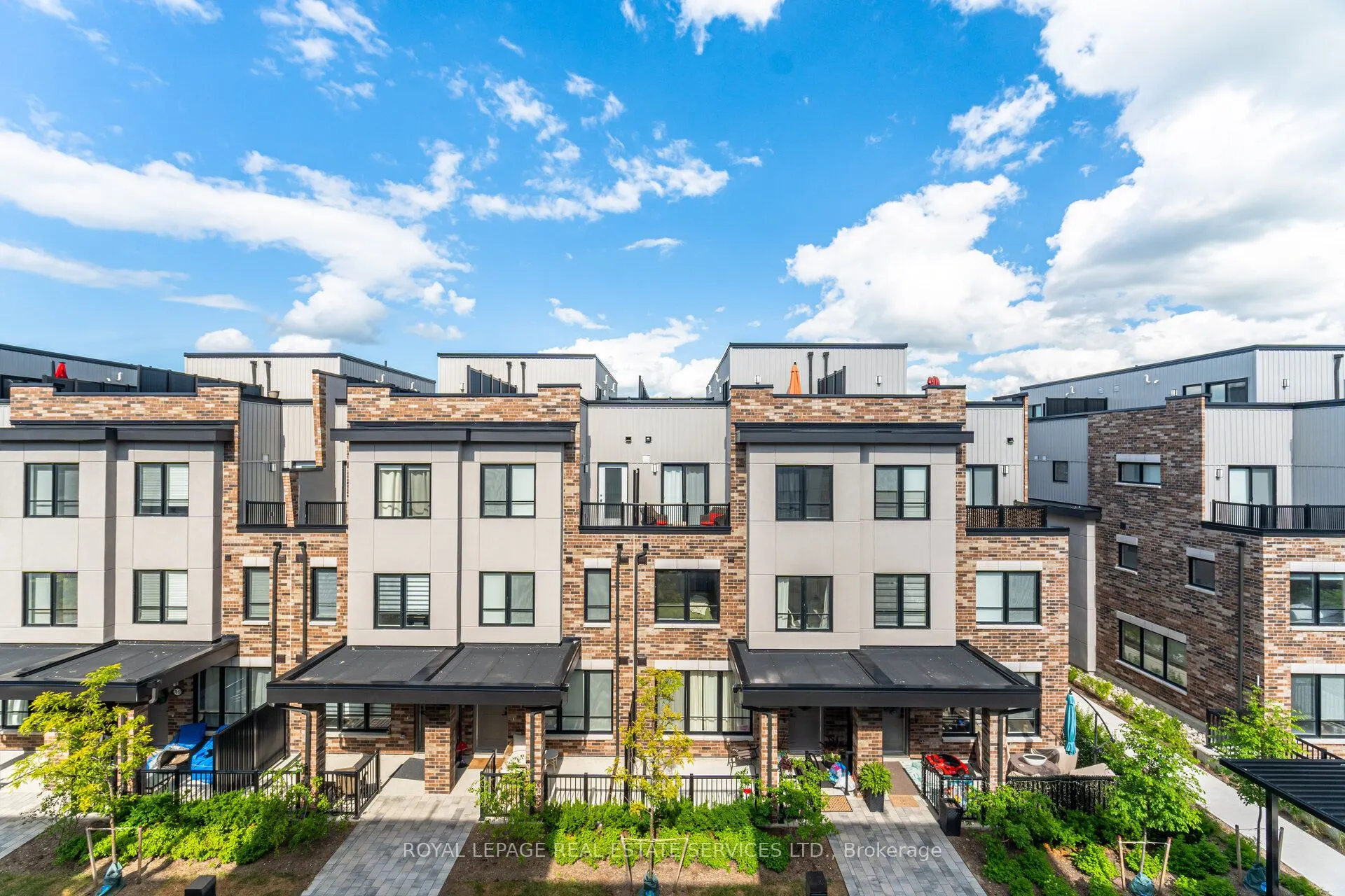 40 Baynes Way, #2