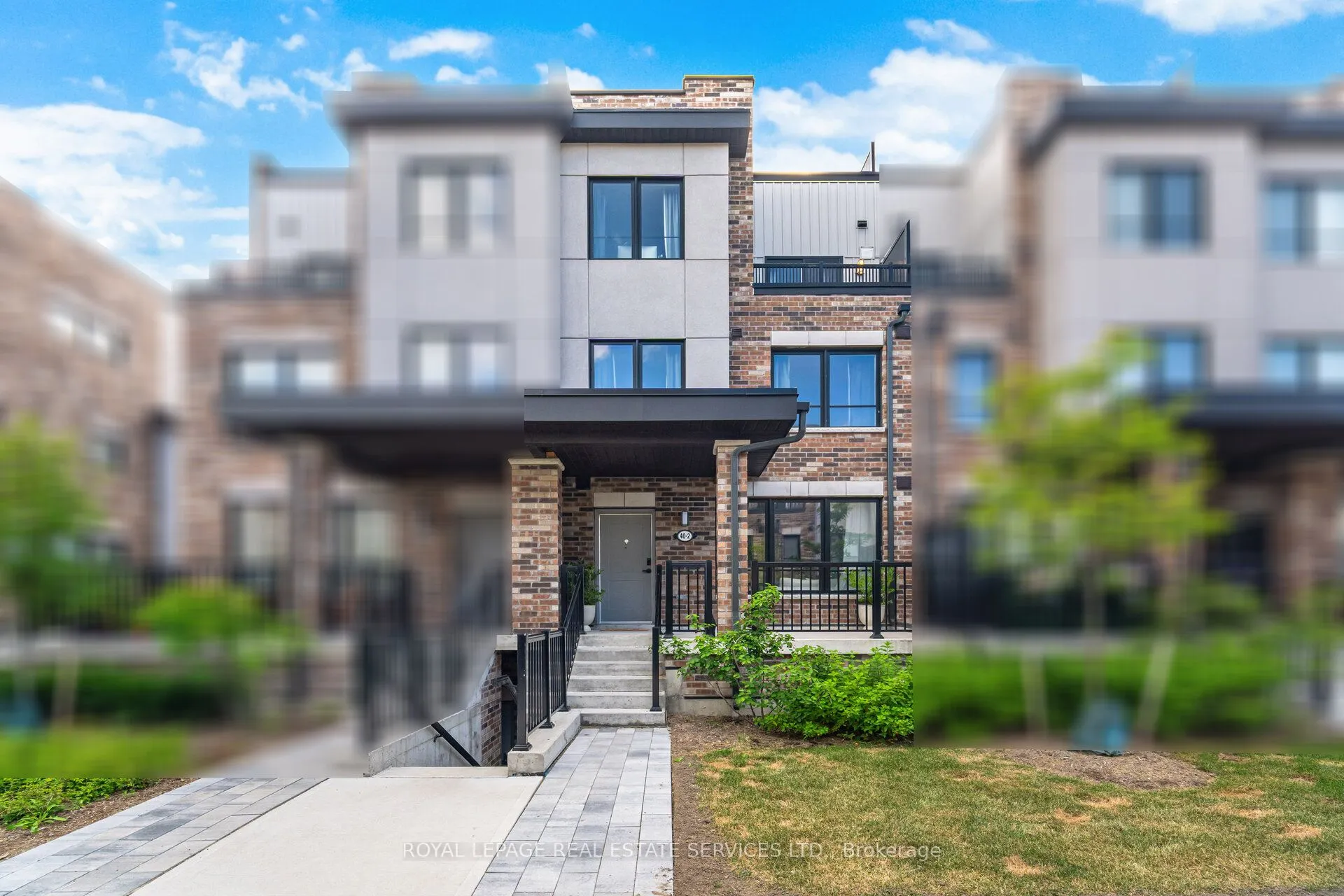 40 Baynes Way, #2