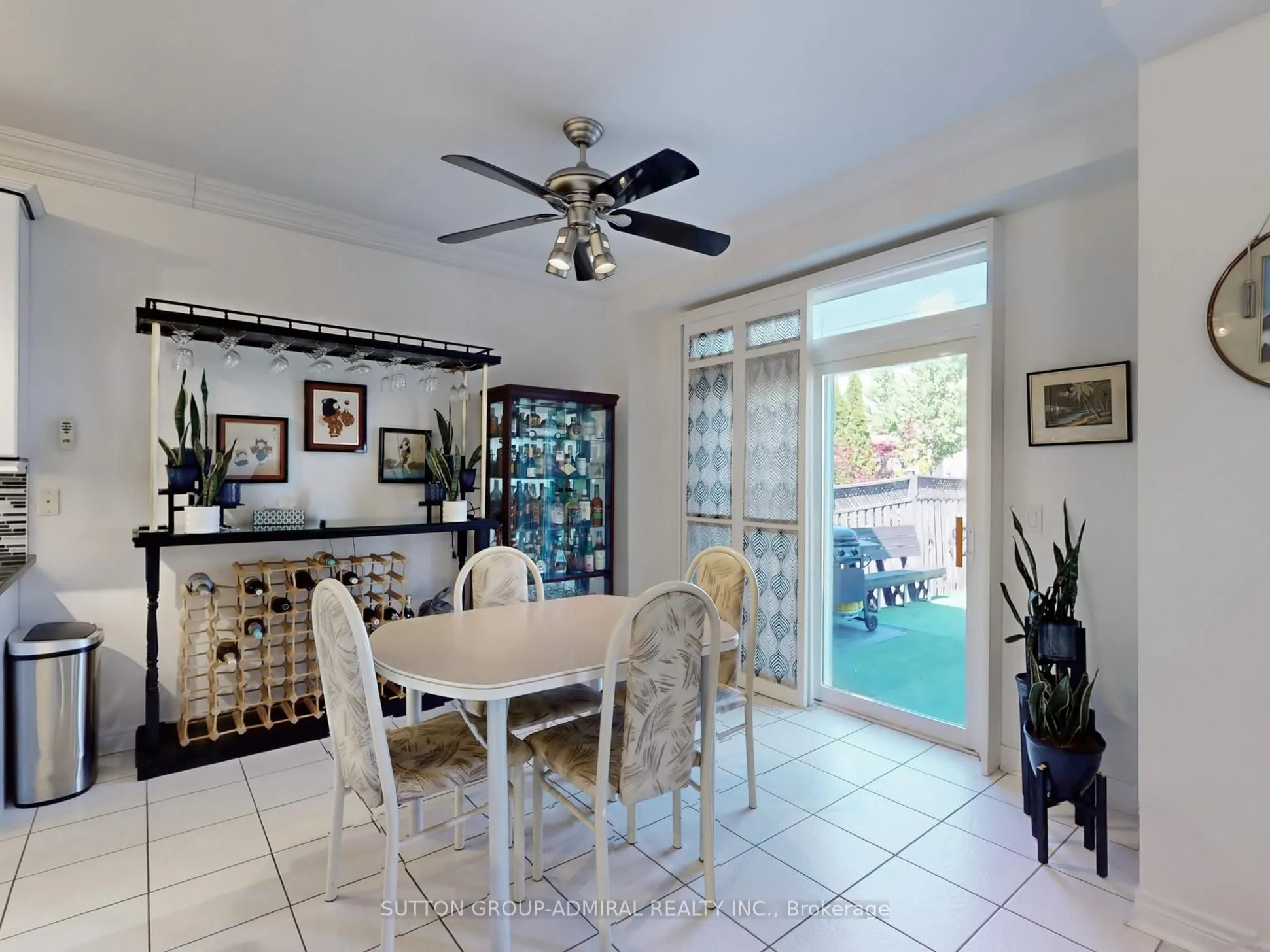 23 Lacona Crescent