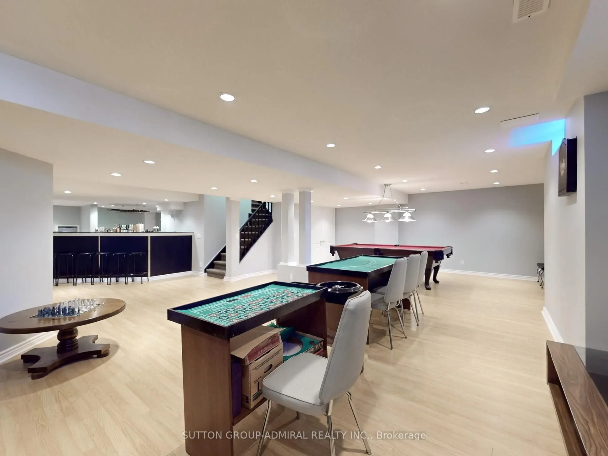 23 Lacona Crescent