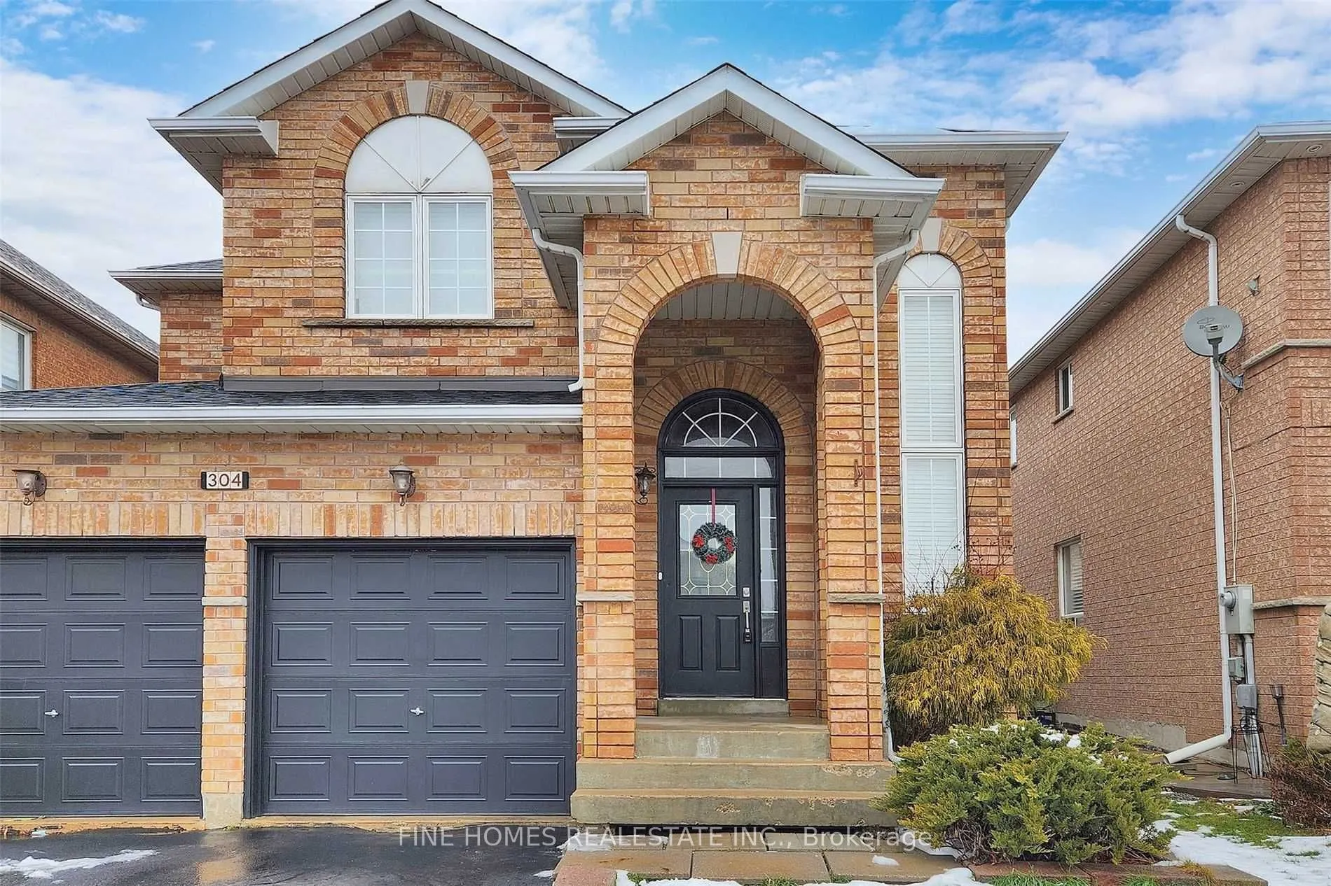 304 Drummond Drive, #Upper
