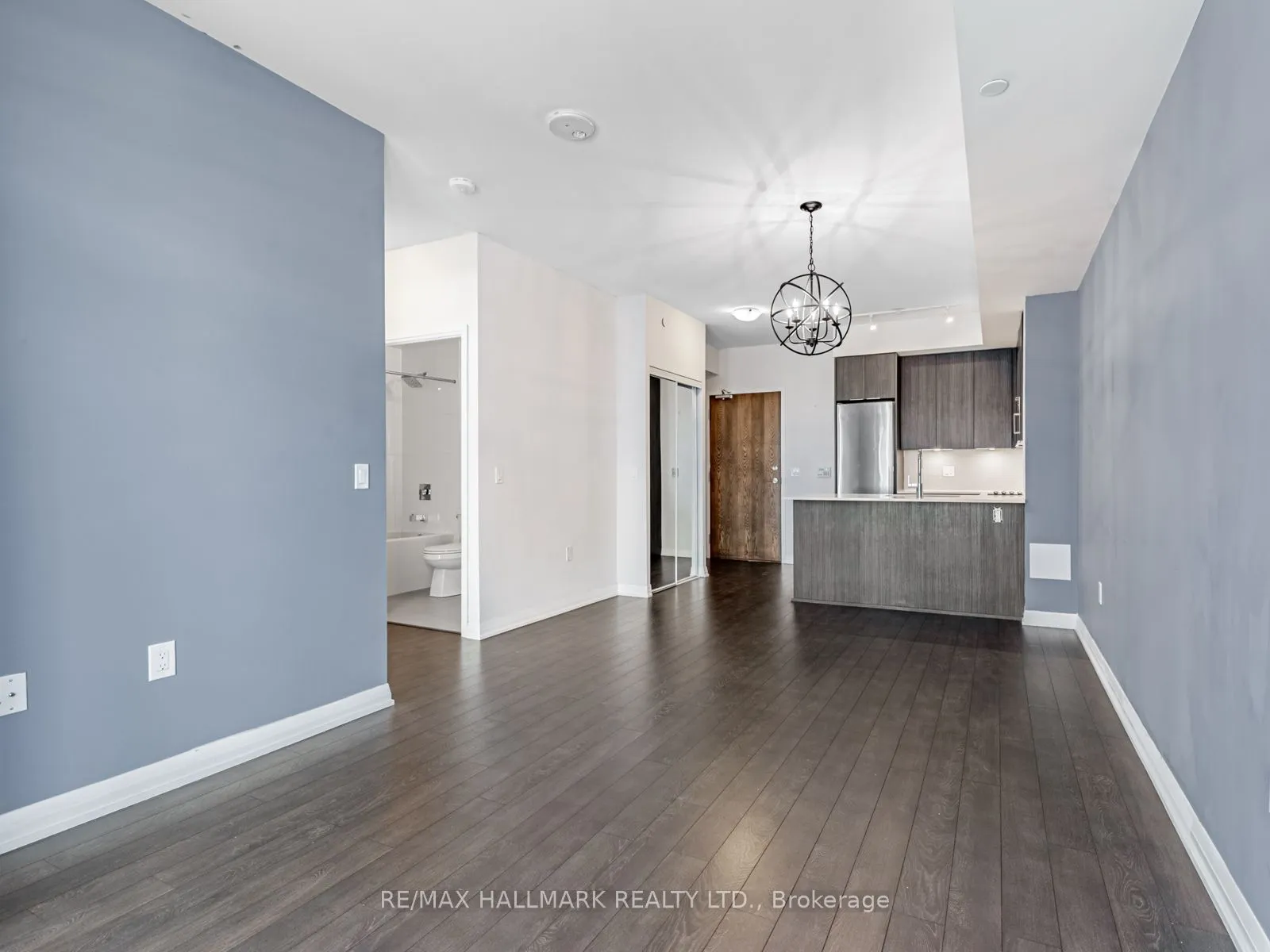 99 Eagle Rock Way, #322