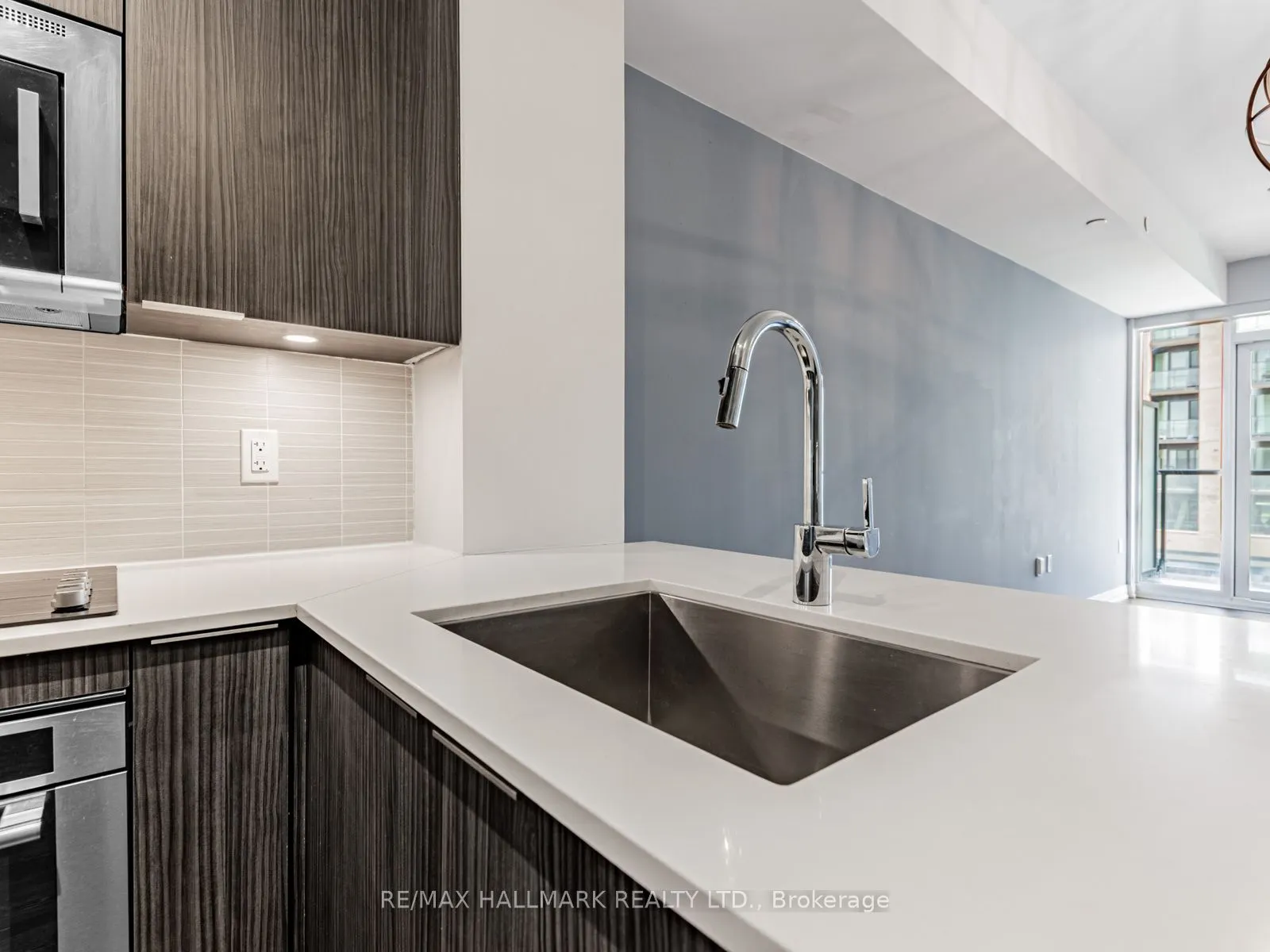 99 Eagle Rock Way, #322