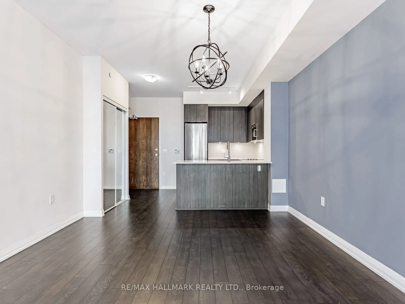 99 Eagle Rock Way, #322