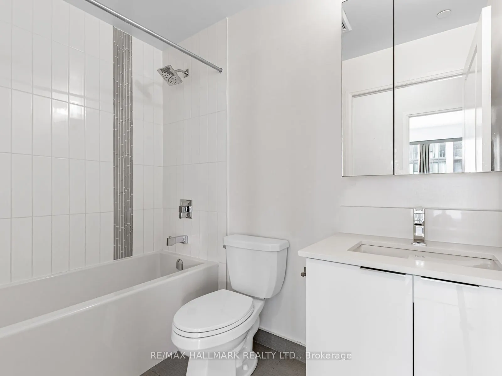 99 Eagle Rock Way, #322