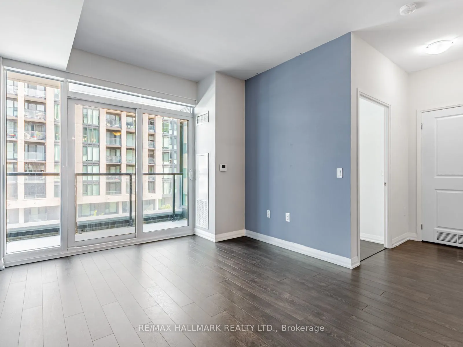 99 Eagle Rock Way, #322