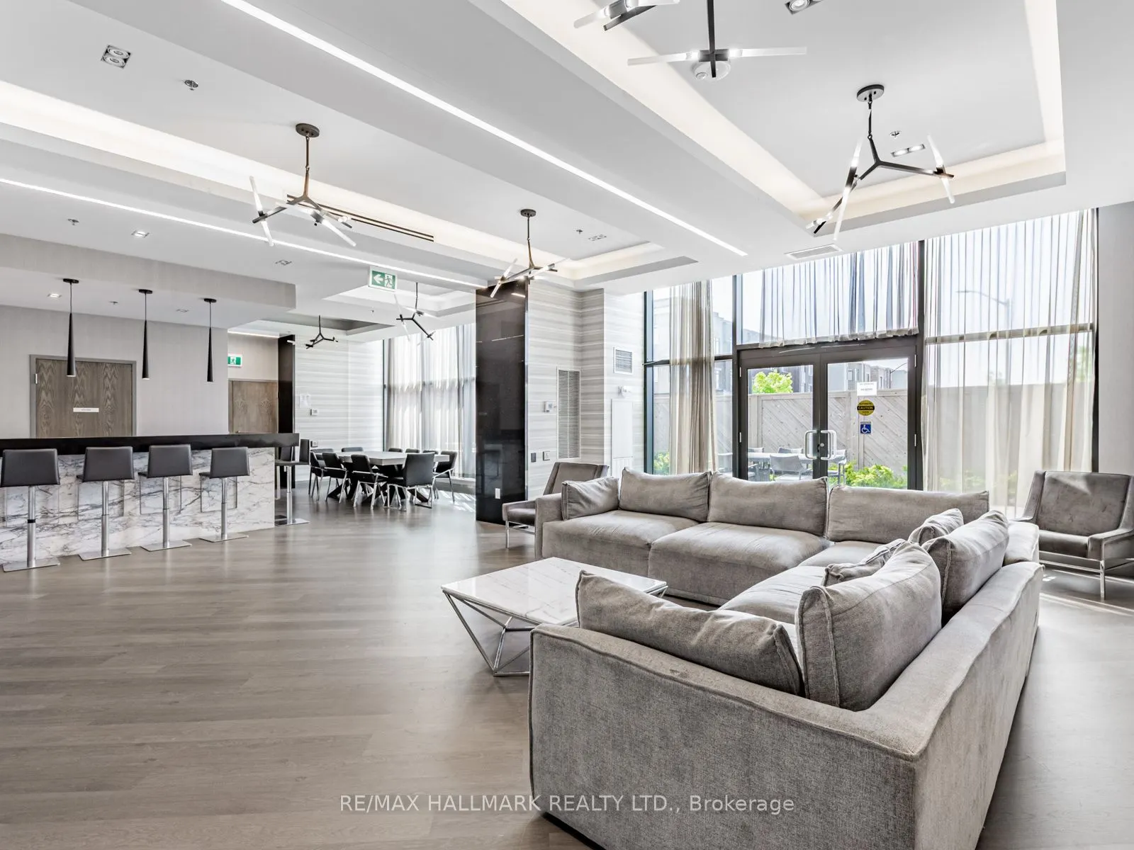 99 Eagle Rock Way, #322