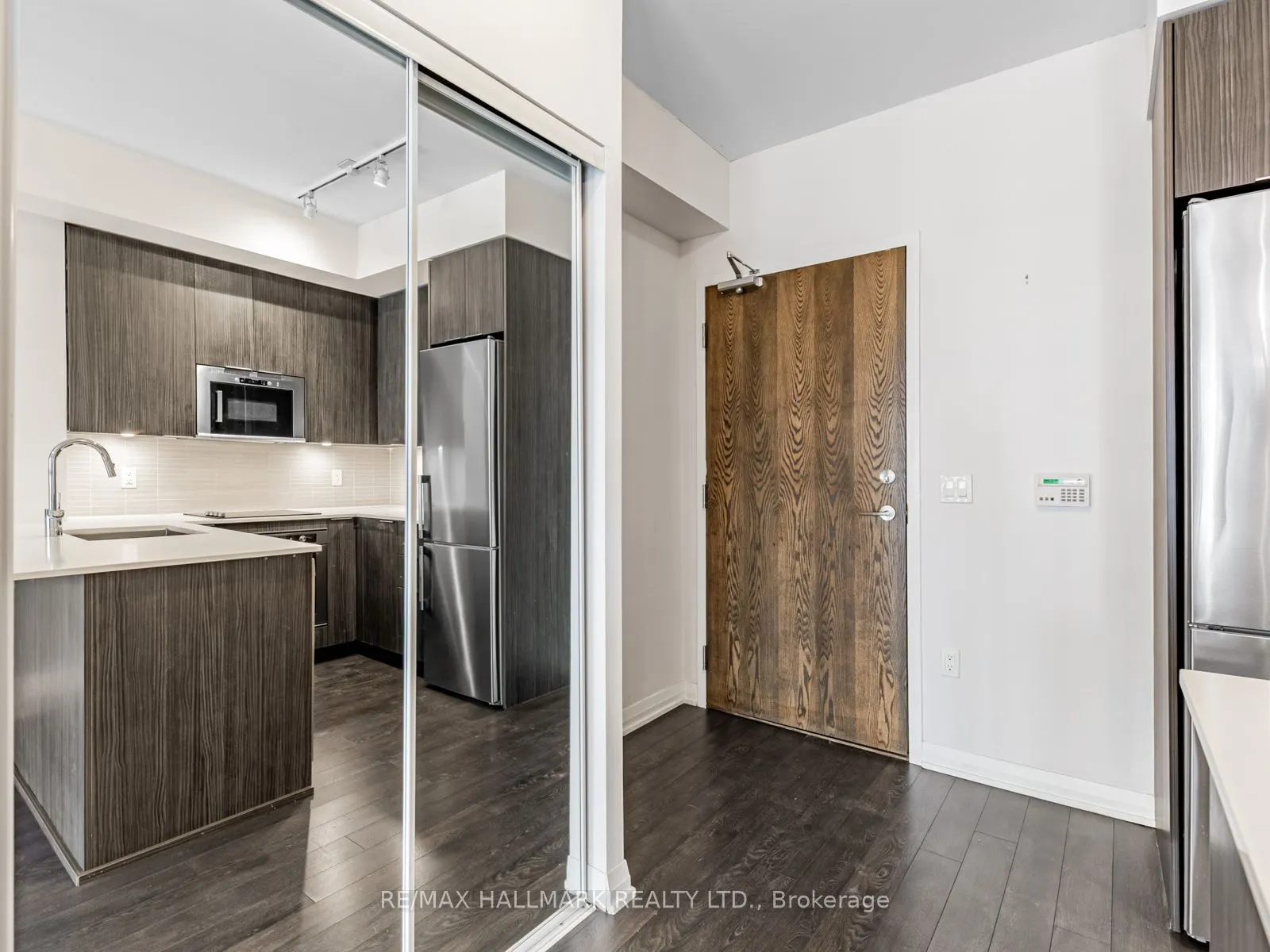 99 Eagle Rock Way, #322