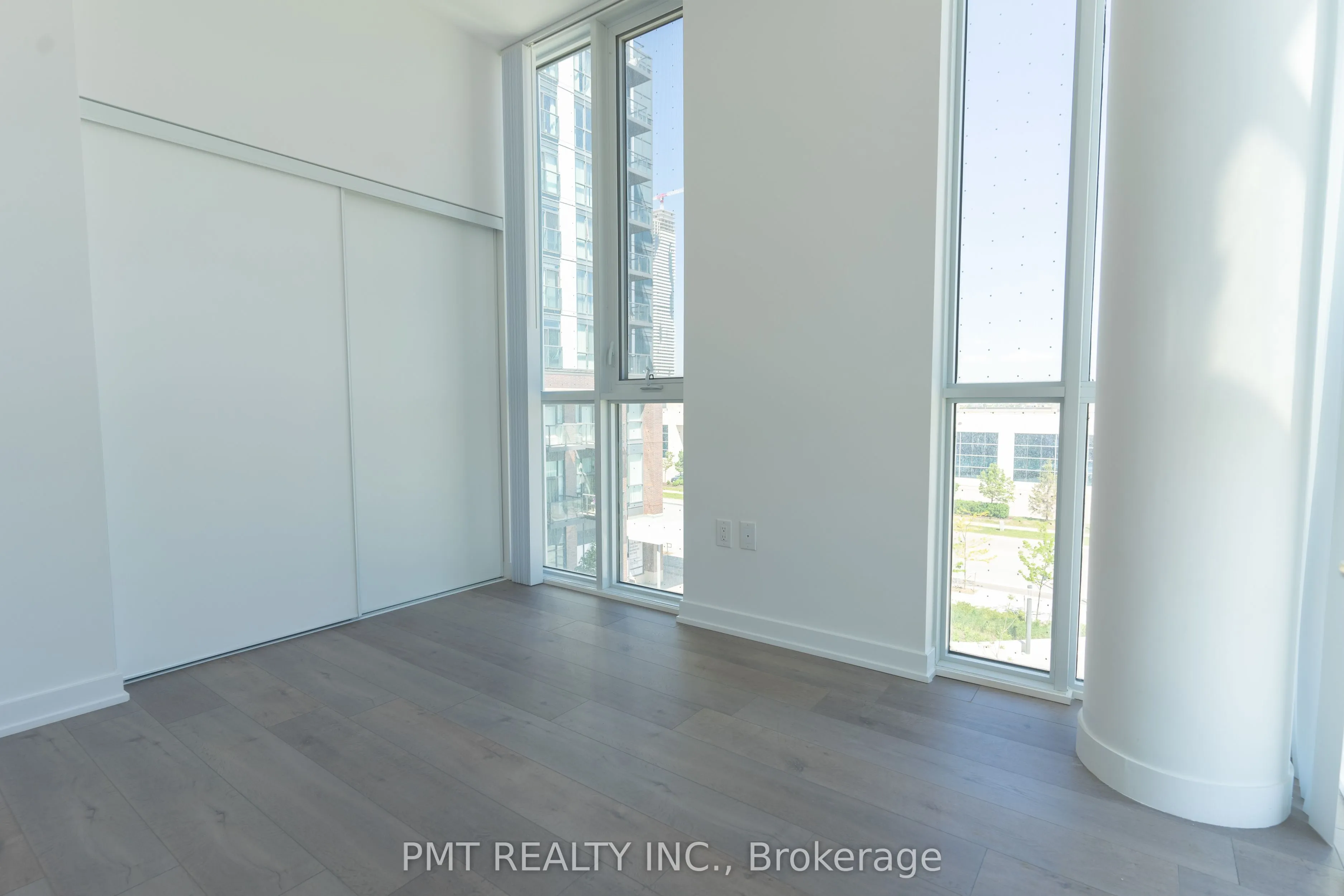 60 Honeycrisp Crescent, #309
